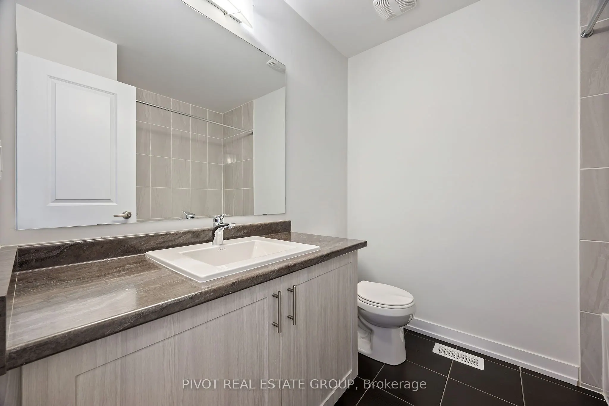 53 Akil Thomas Gardens