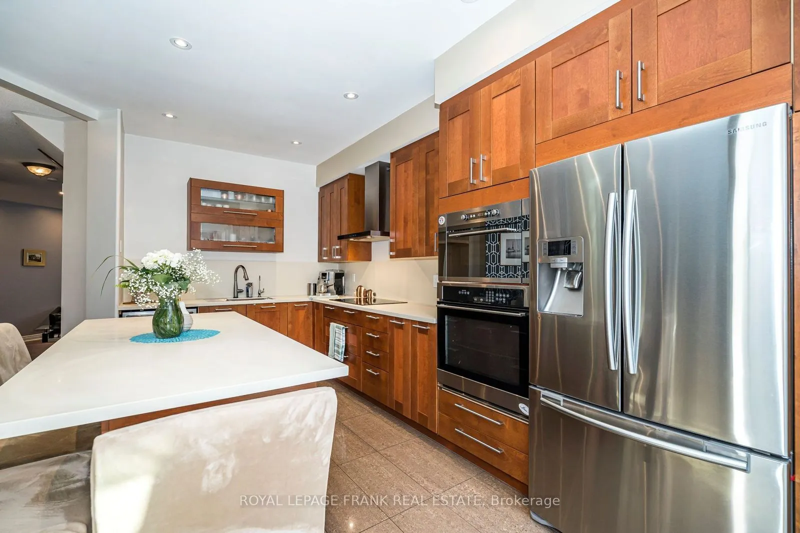 174 Thicket Crescent