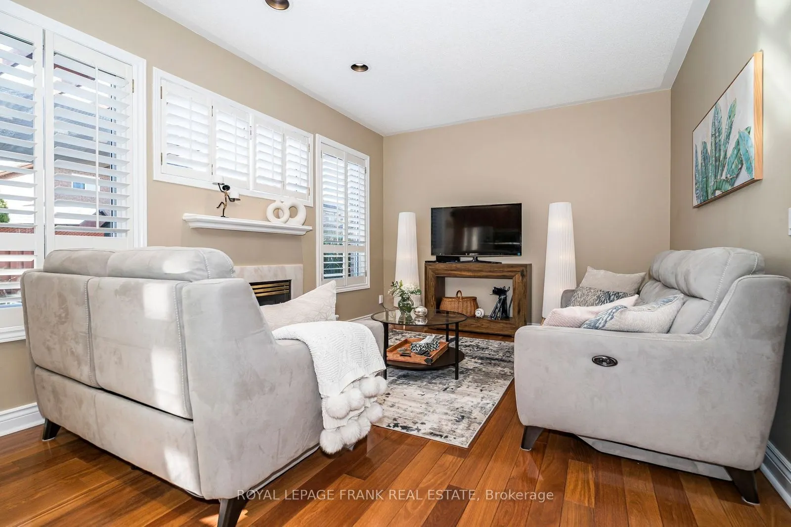 174 Thicket Crescent