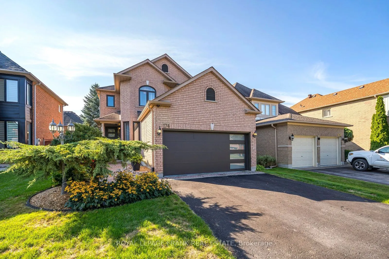 174 Thicket Crescent