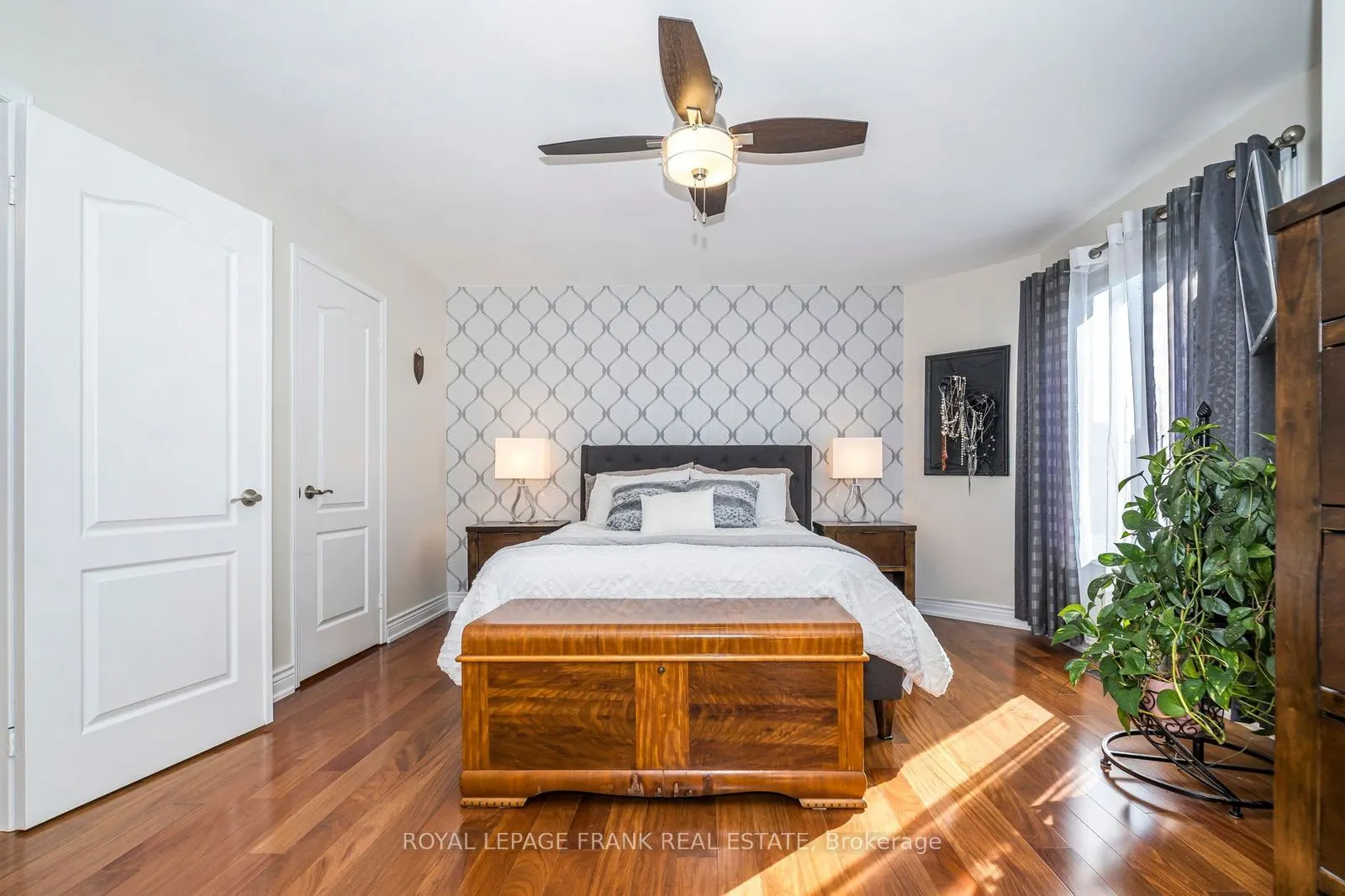 174 Thicket Crescent