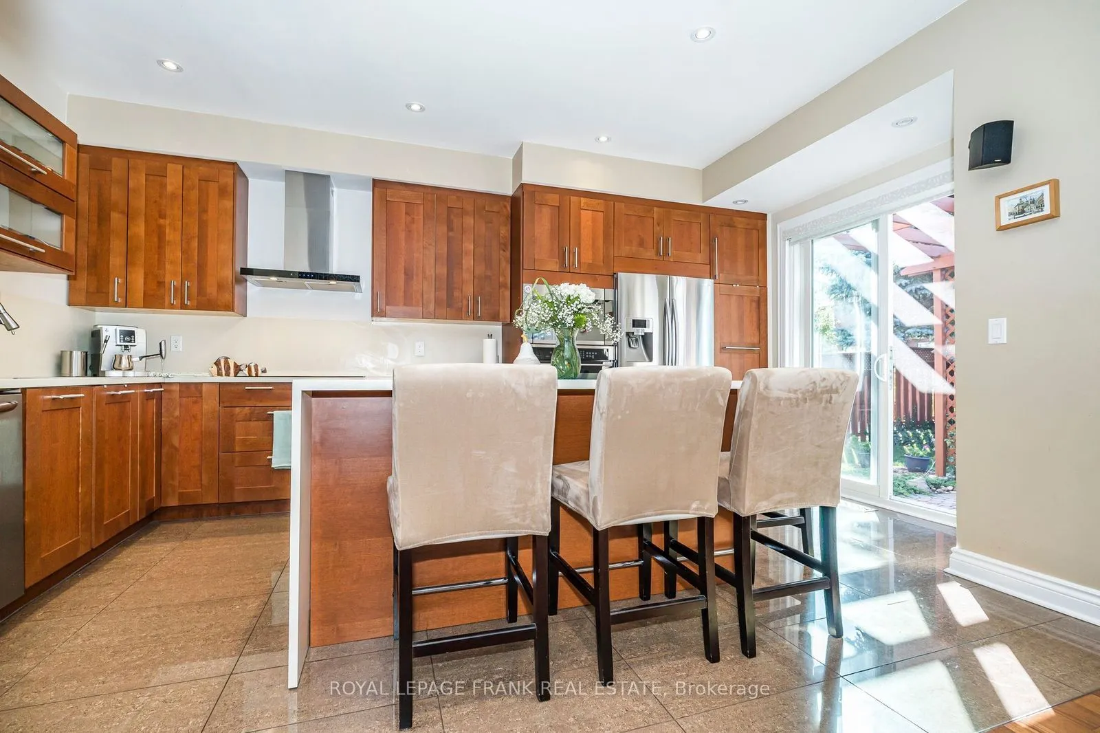 174 Thicket Crescent