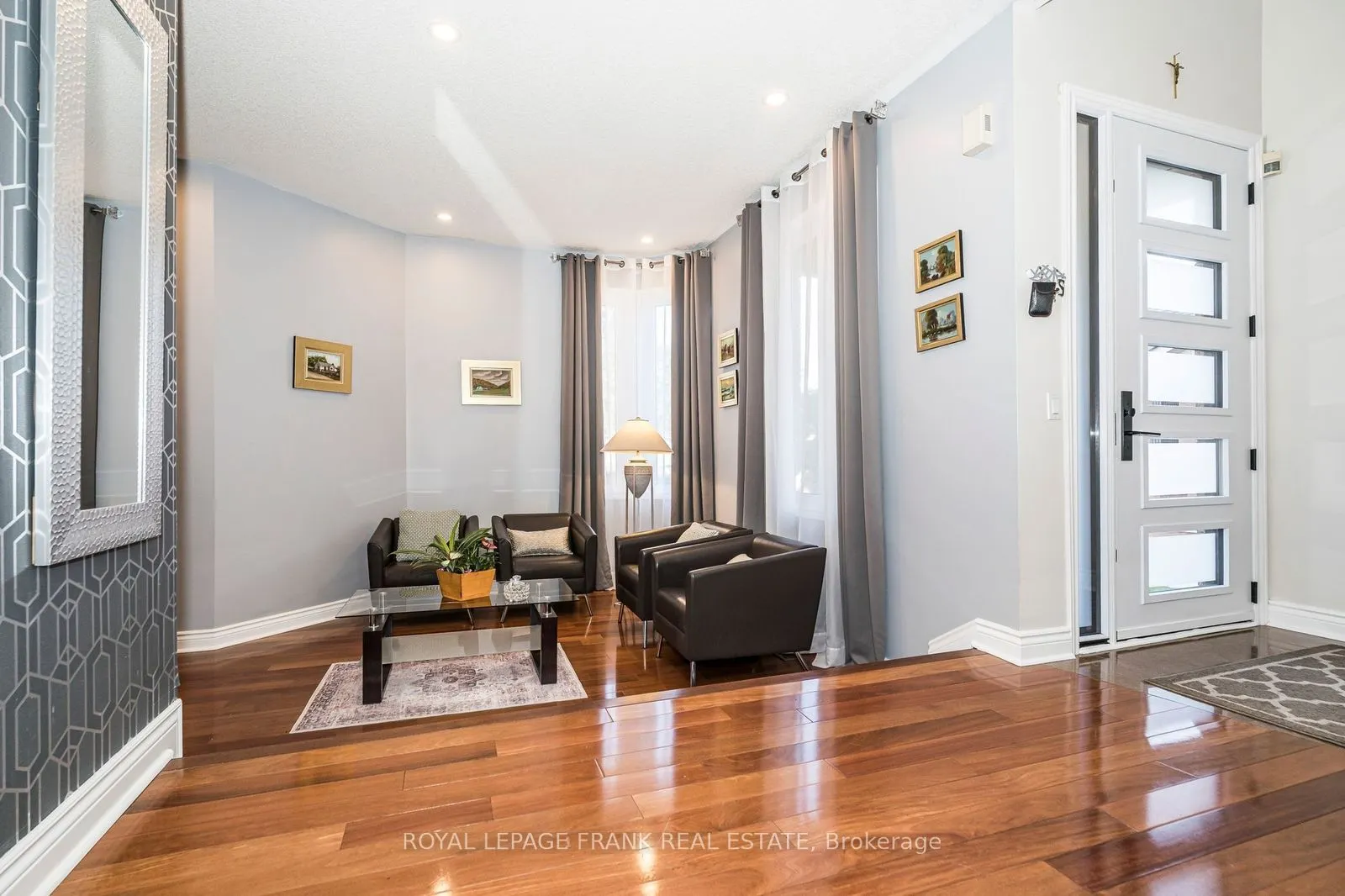 174 Thicket Crescent