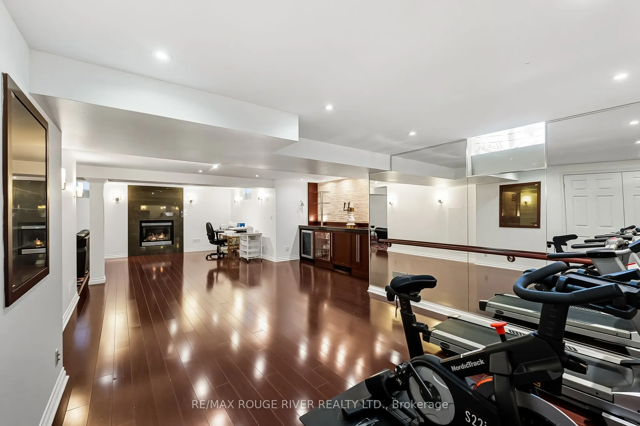 28 Wyndfield Crescent