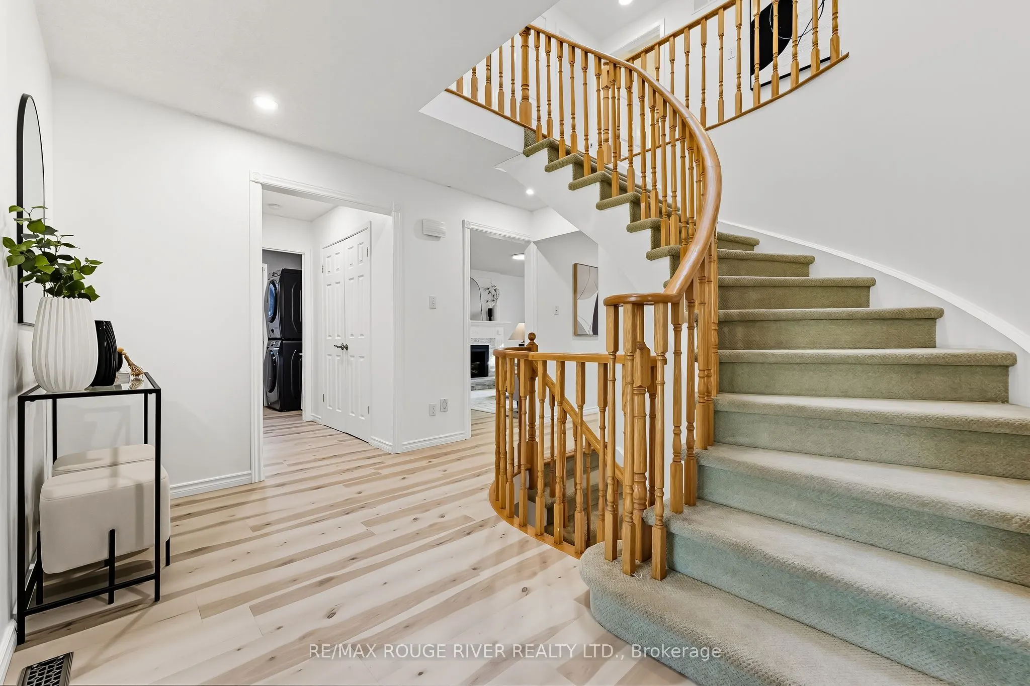 28 Wyndfield Crescent