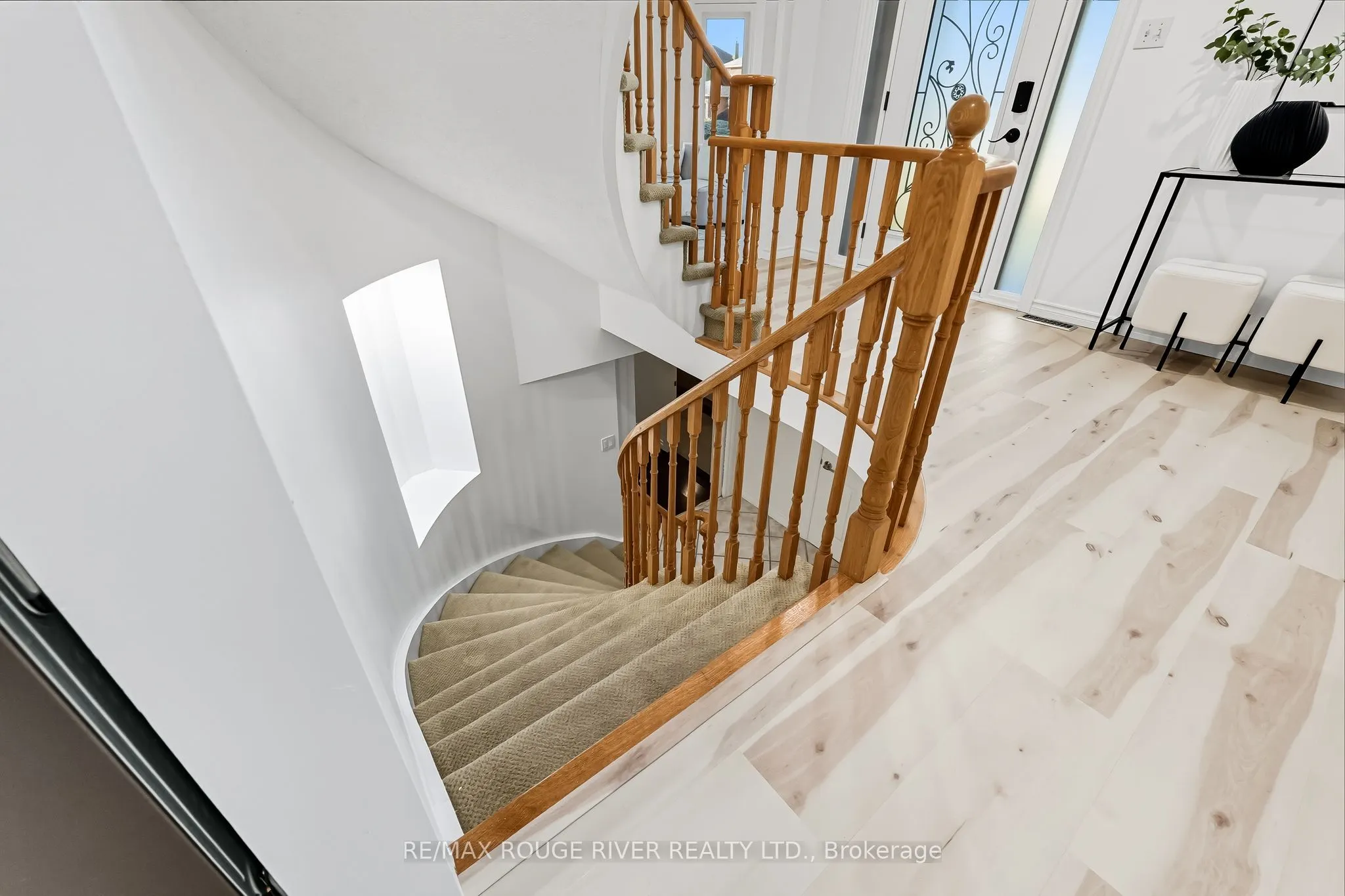 28 Wyndfield Crescent
