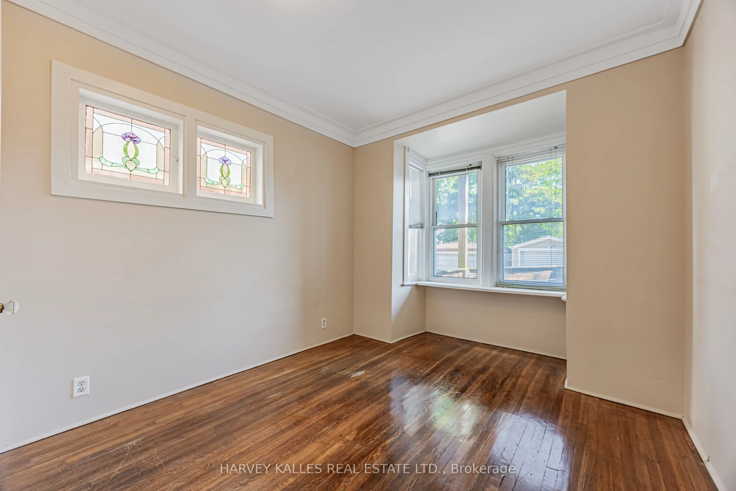 121 Blantyre Avenue