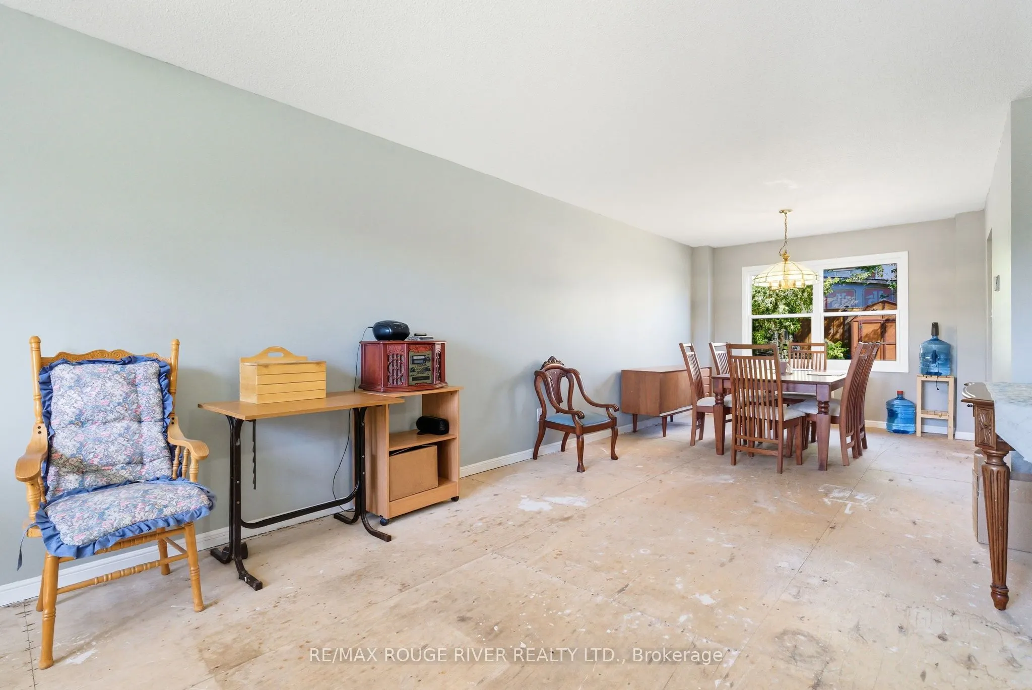 21 Hialeah Crescent
