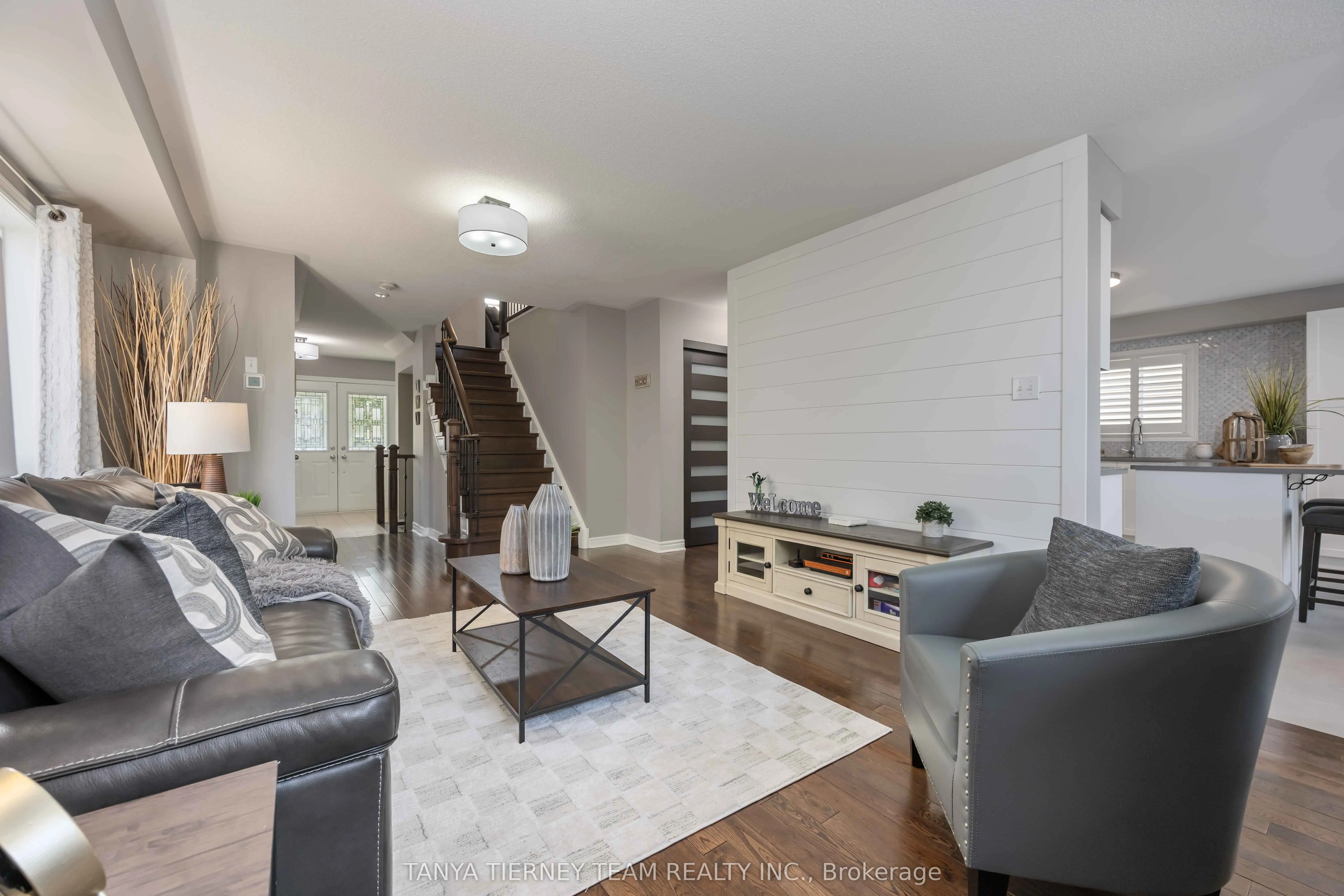 19 Teardrop Crescent