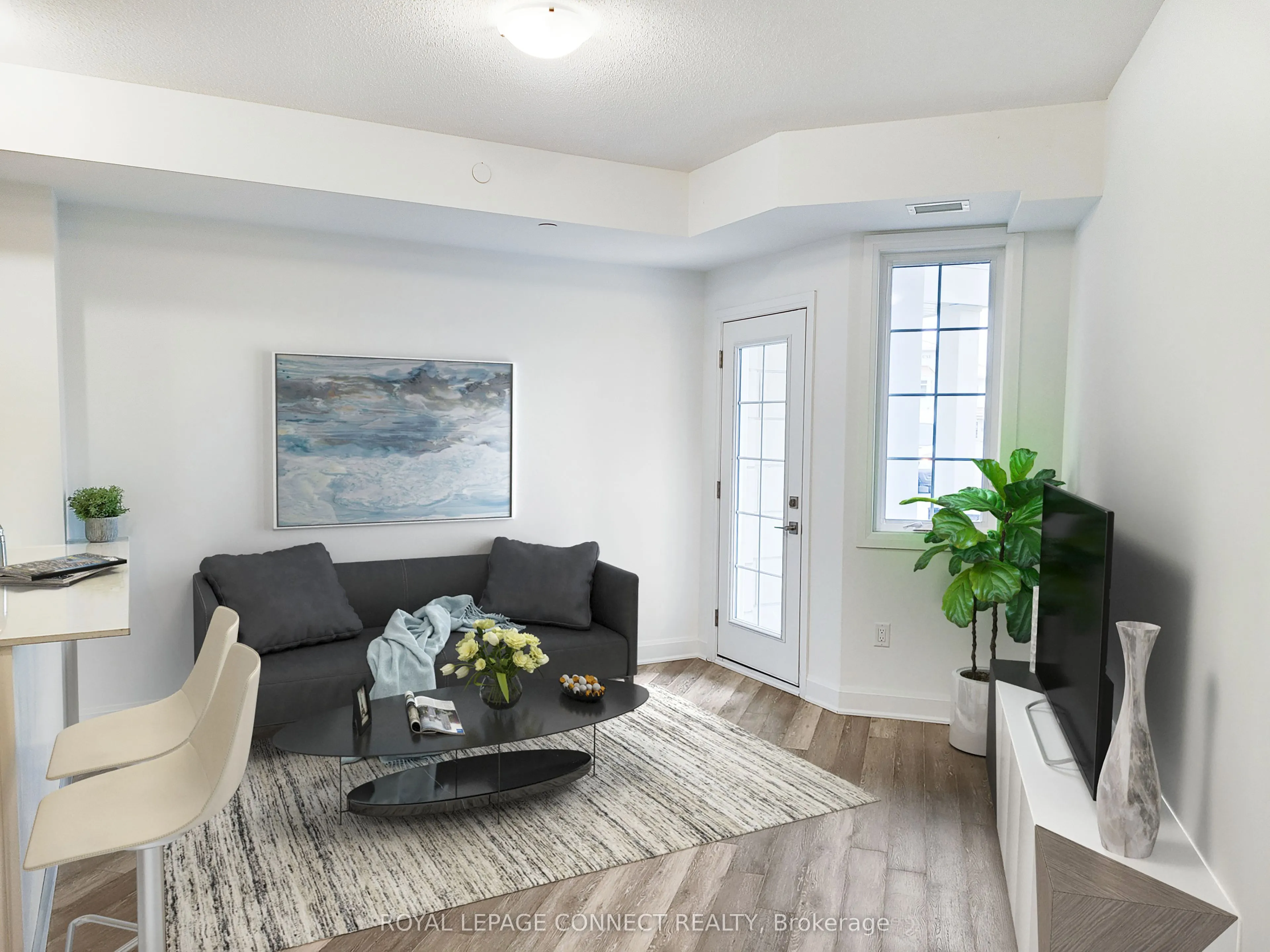 50 Lakebreeze Drive, #129