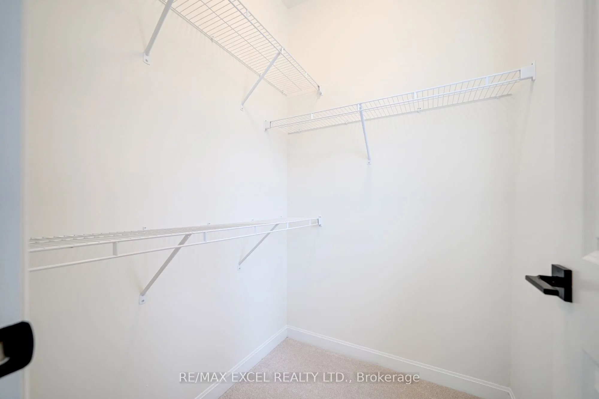 1406 Longspur Trail