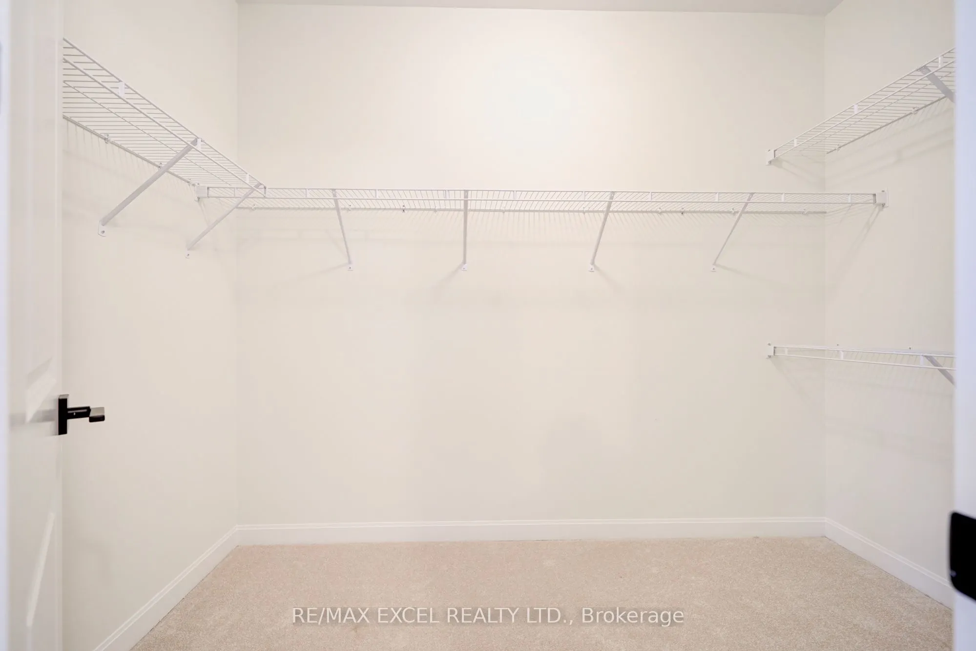 1406 Longspur Trail