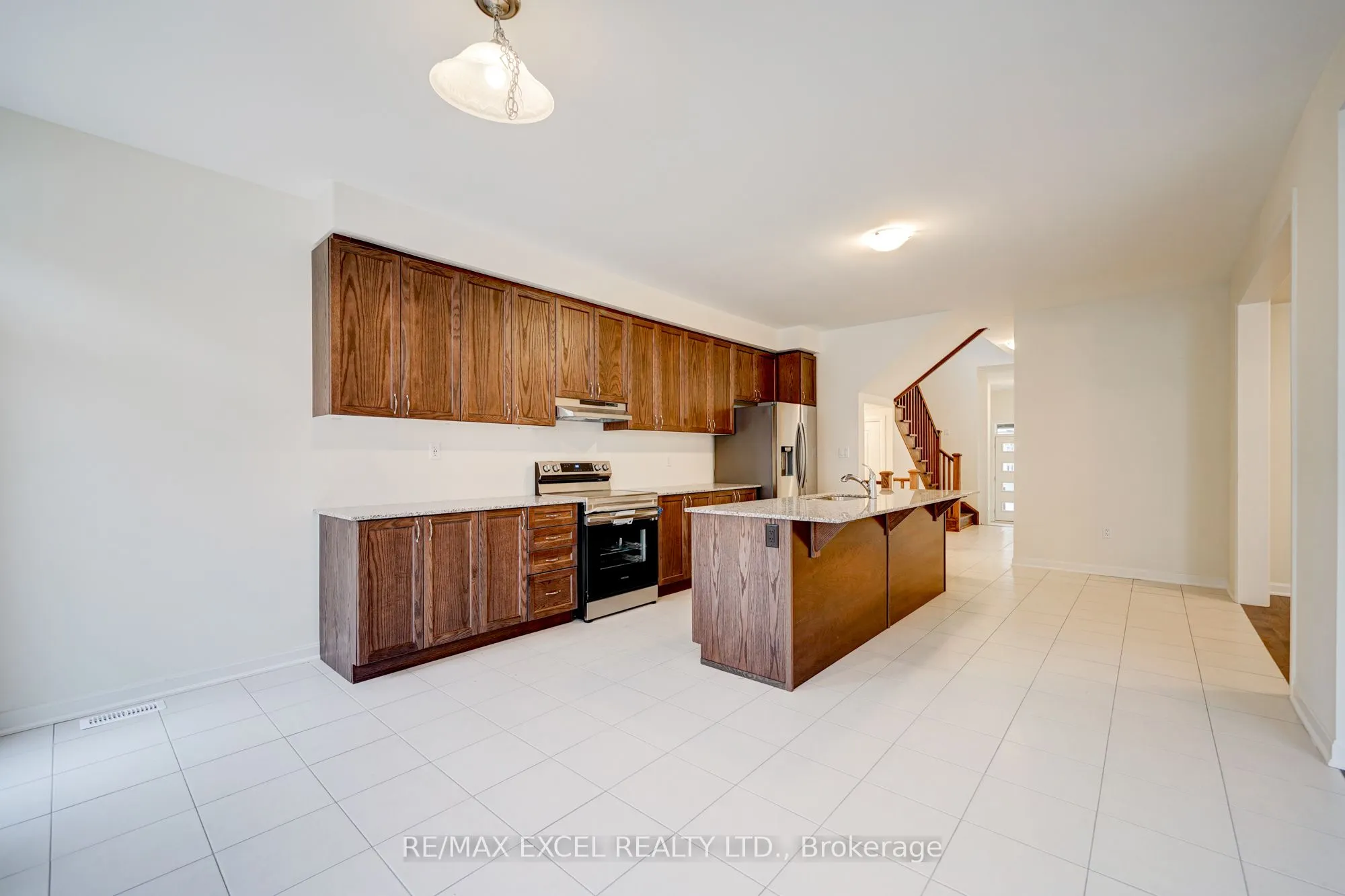 1406 Longspur Trail