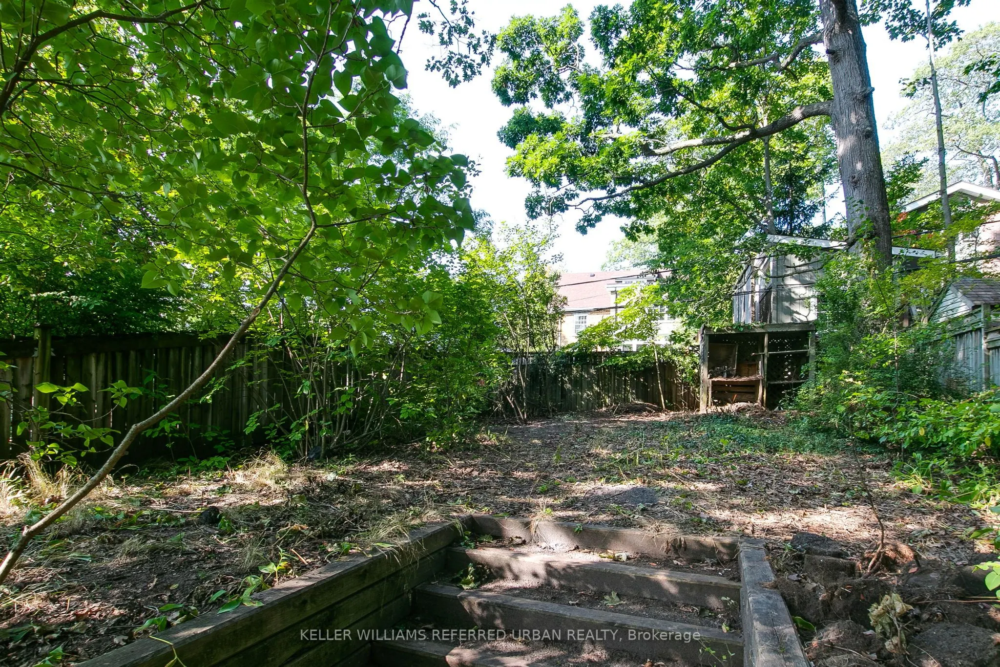 122 Neville Park Boulevard