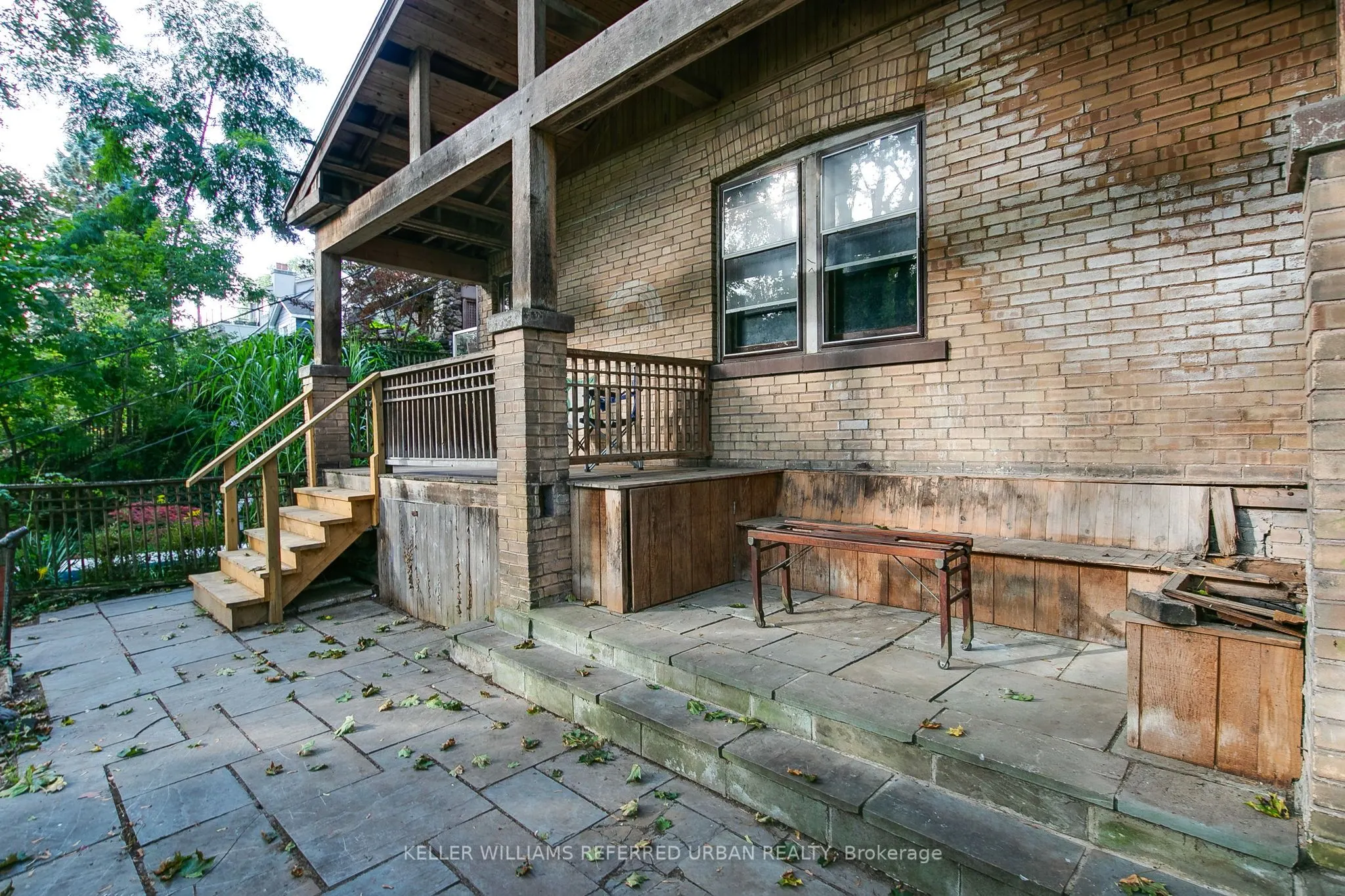 122 Neville Park Boulevard