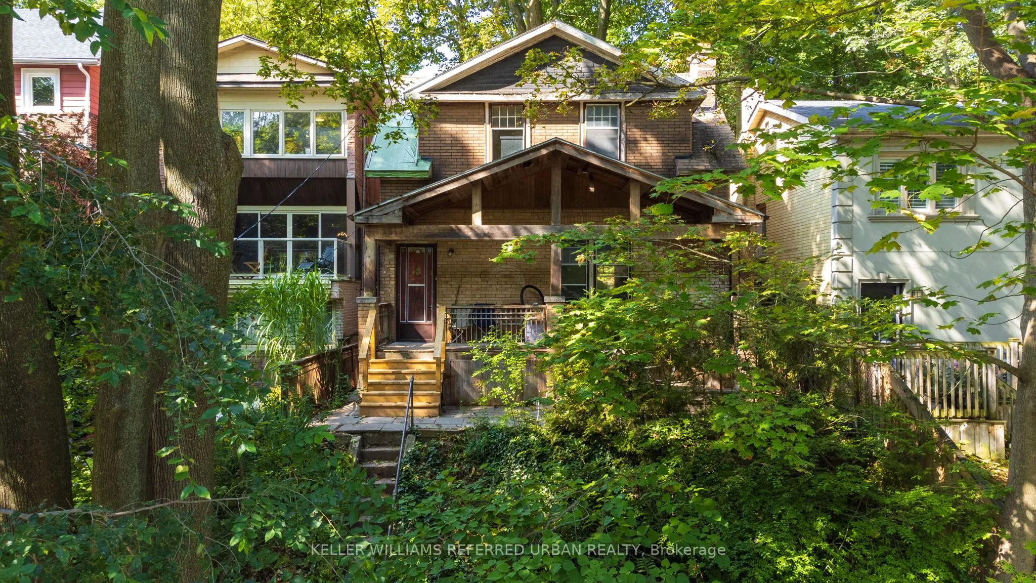 122 Neville Park Boulevard
