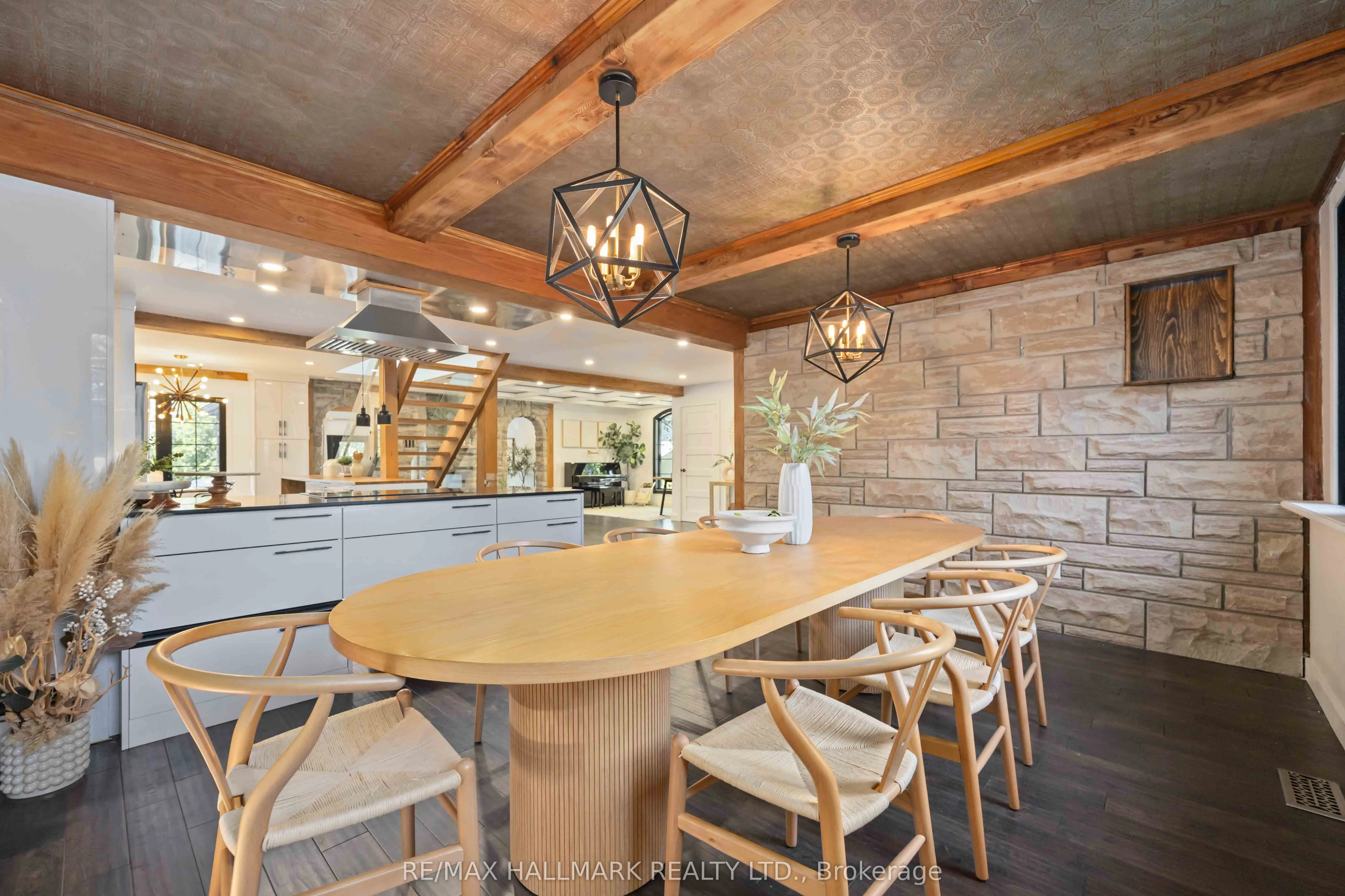 386 Woodgrange Avenue