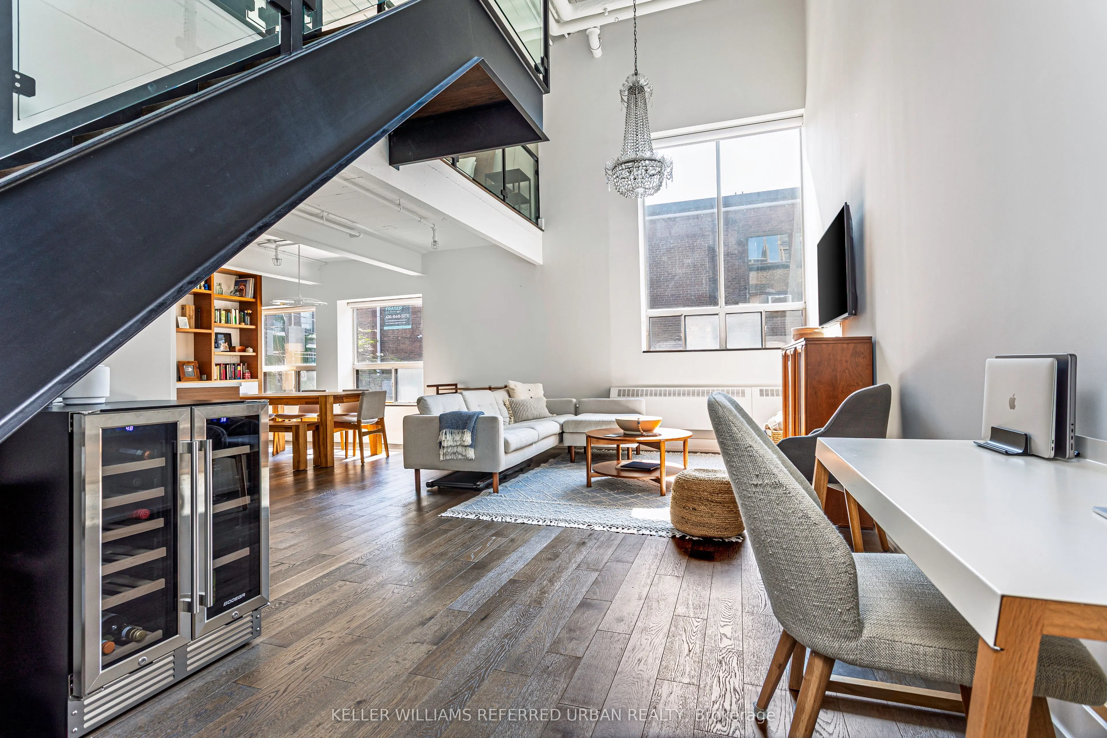 326 Carlaw Avenue, #106