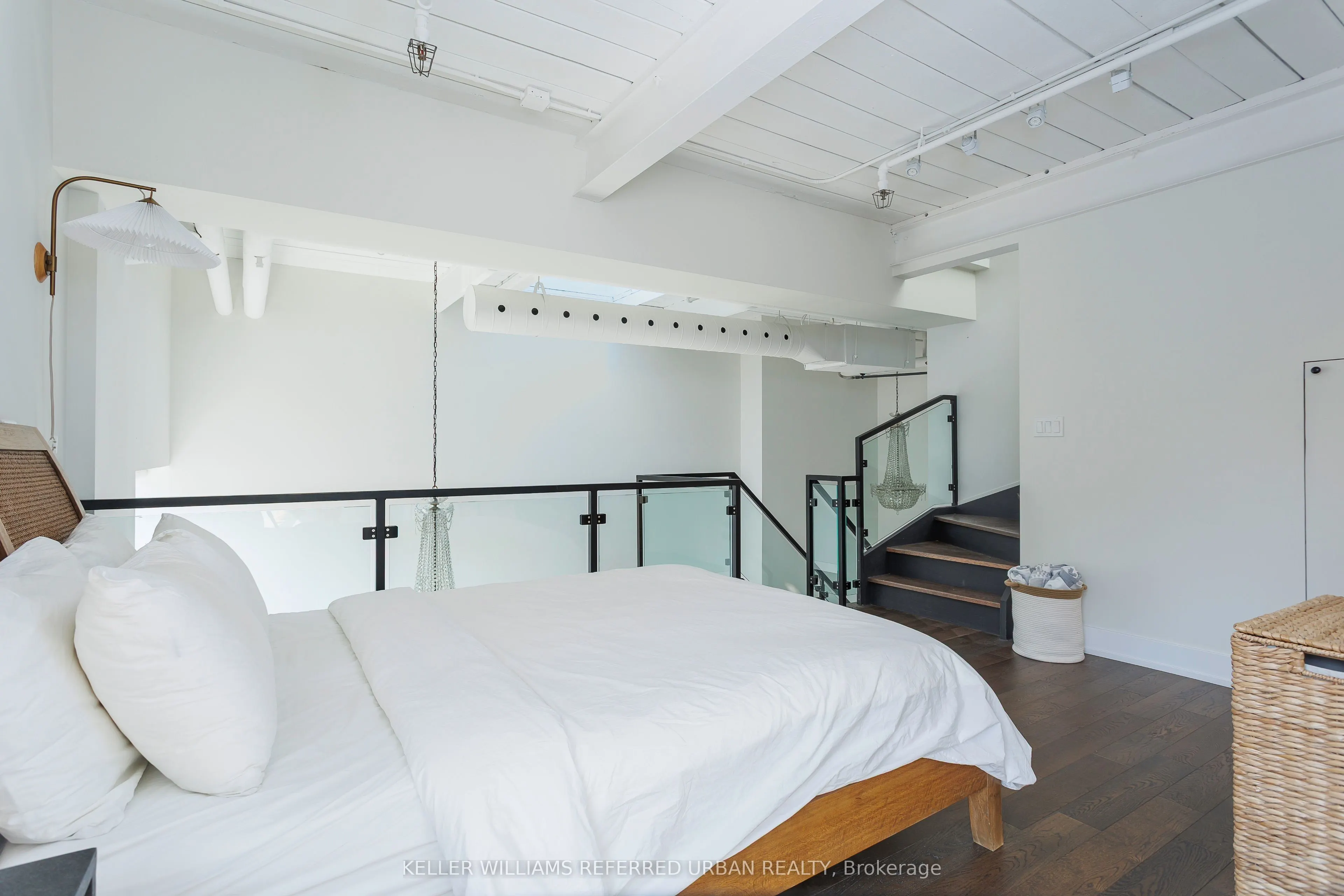 326 Carlaw Avenue, #106
