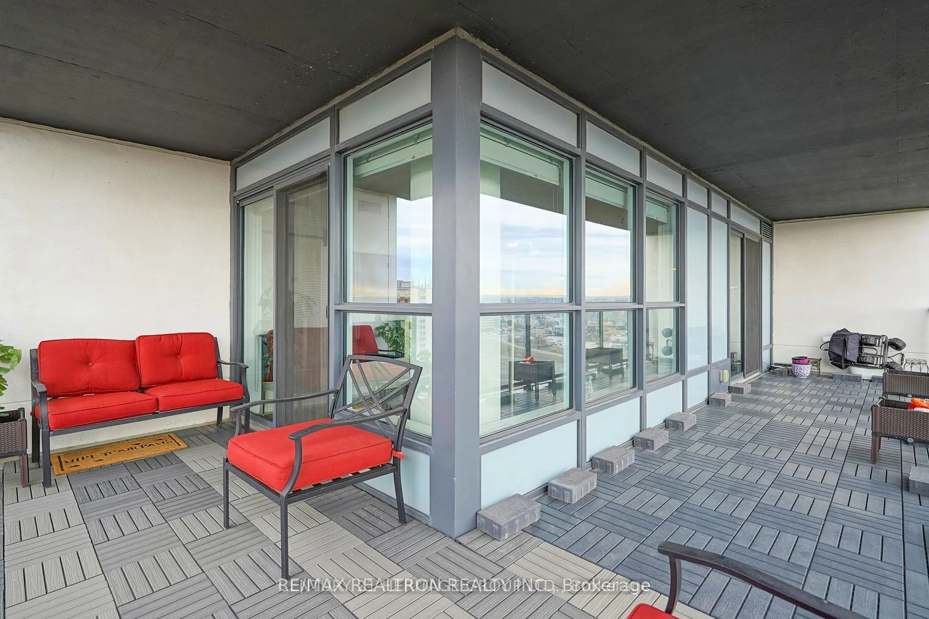1255 Bayly Street, #1504