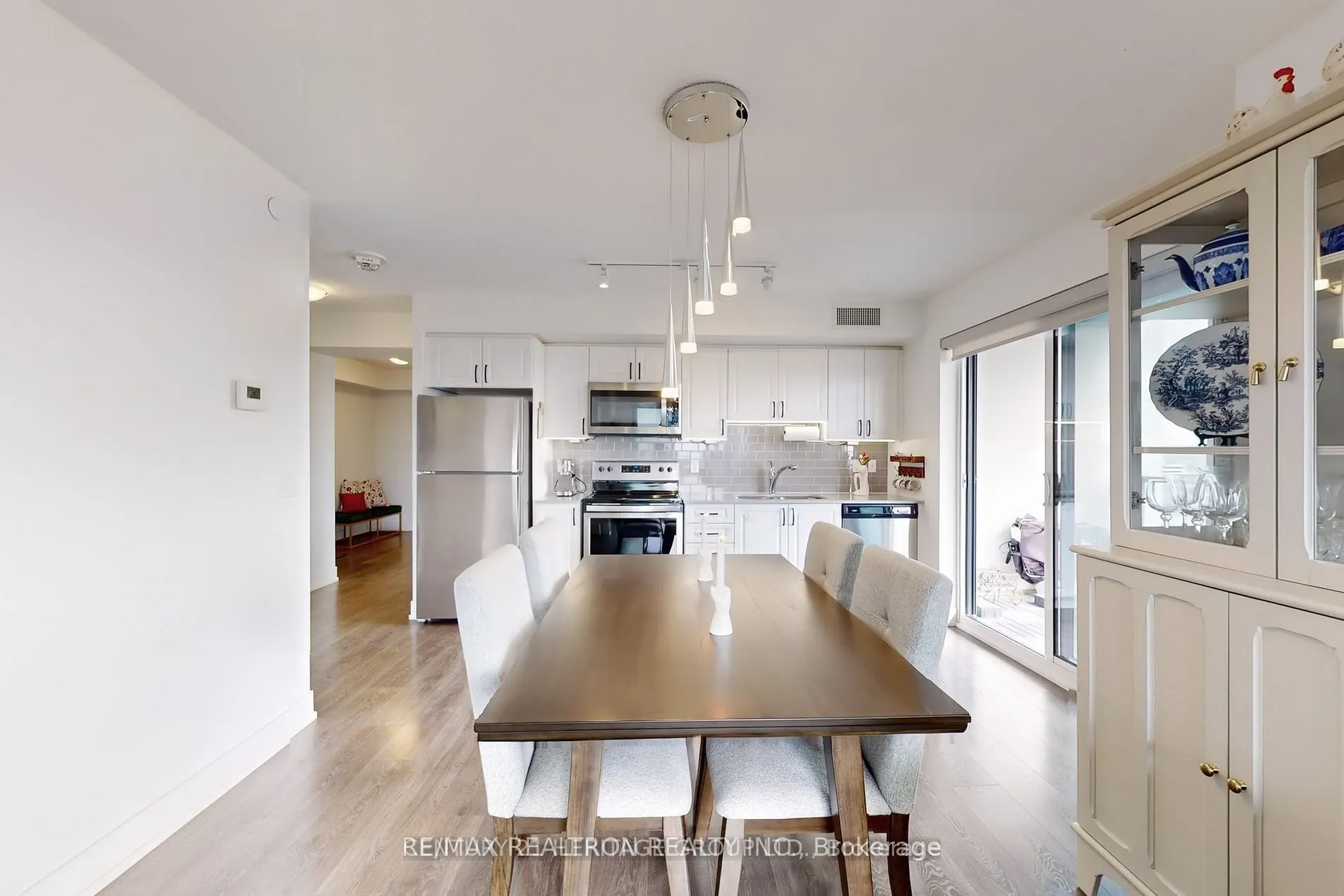 1255 Bayly Street, #1504