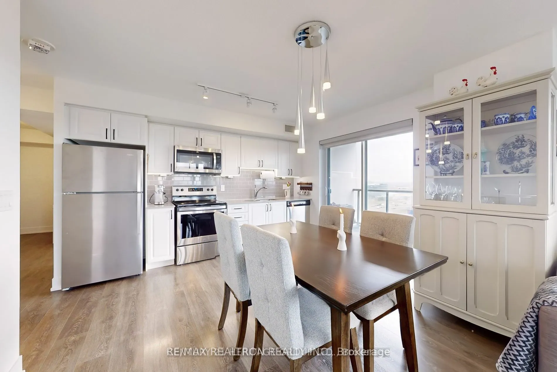 1255 Bayly Street, #1504