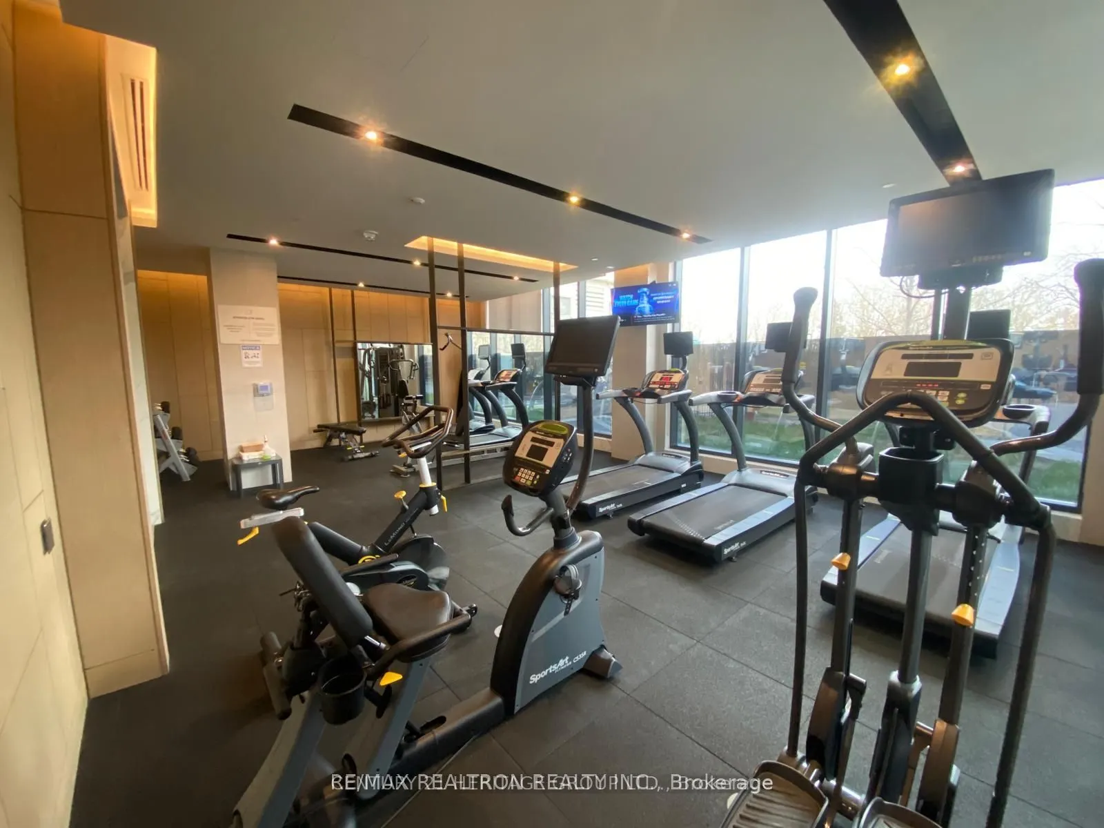 1255 Bayly Street, #1504