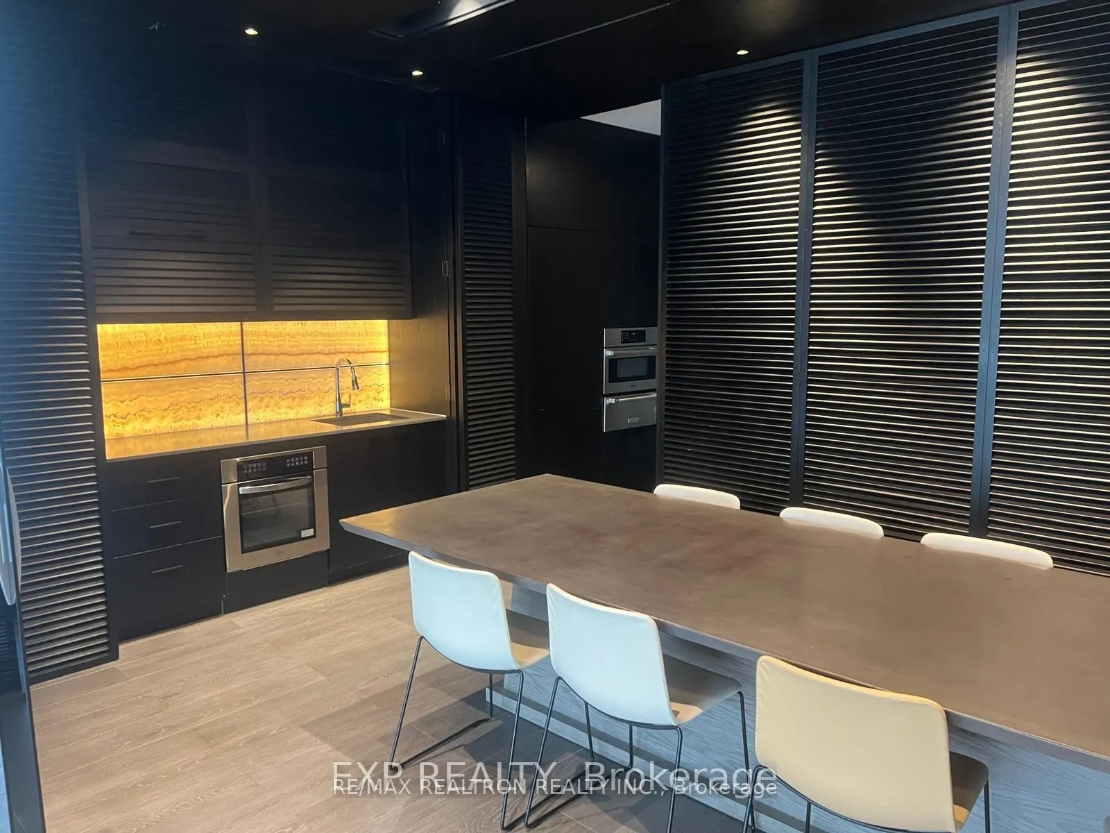 1255 Bayly Street, #1504