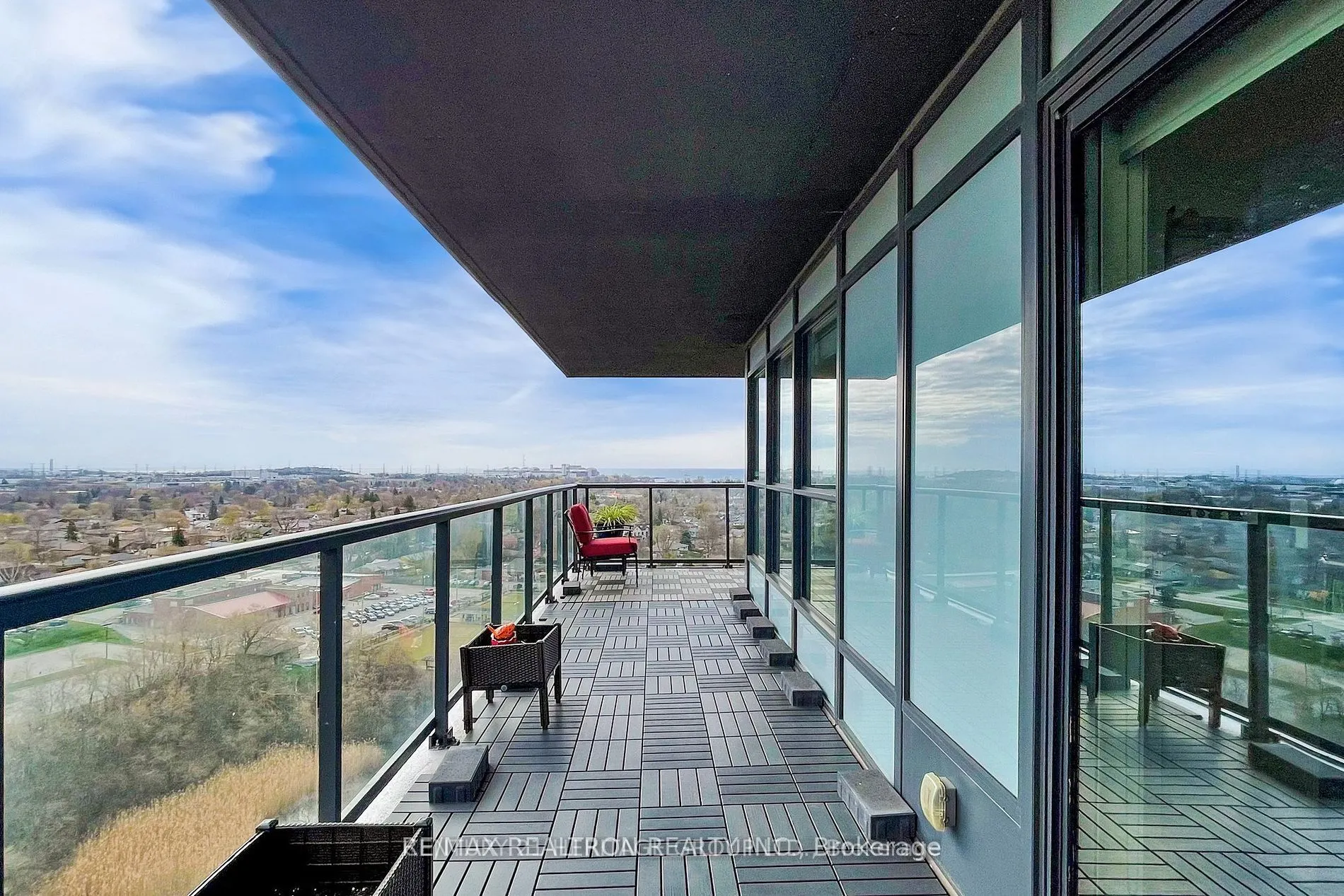 1255 Bayly Street, #1504
