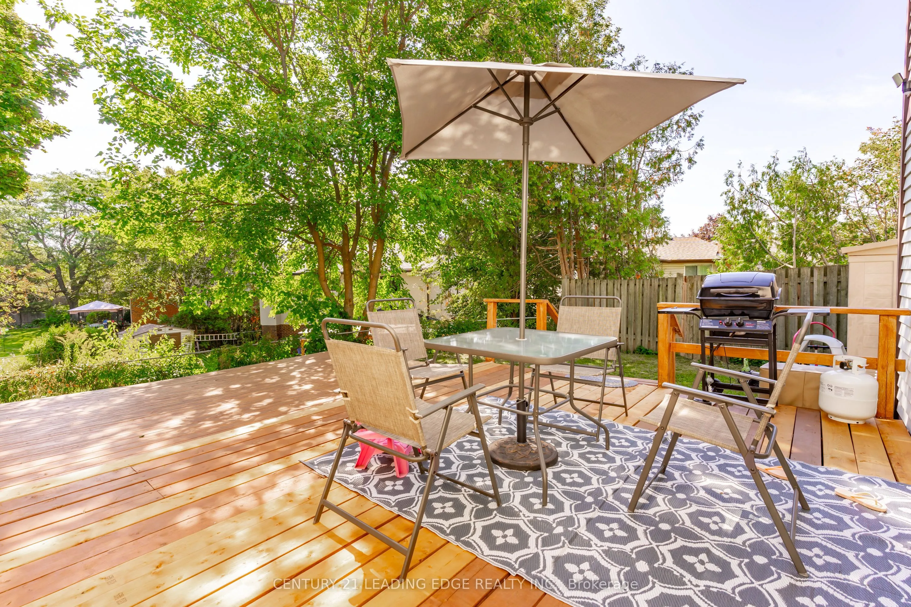 505 Lancelot Crescent