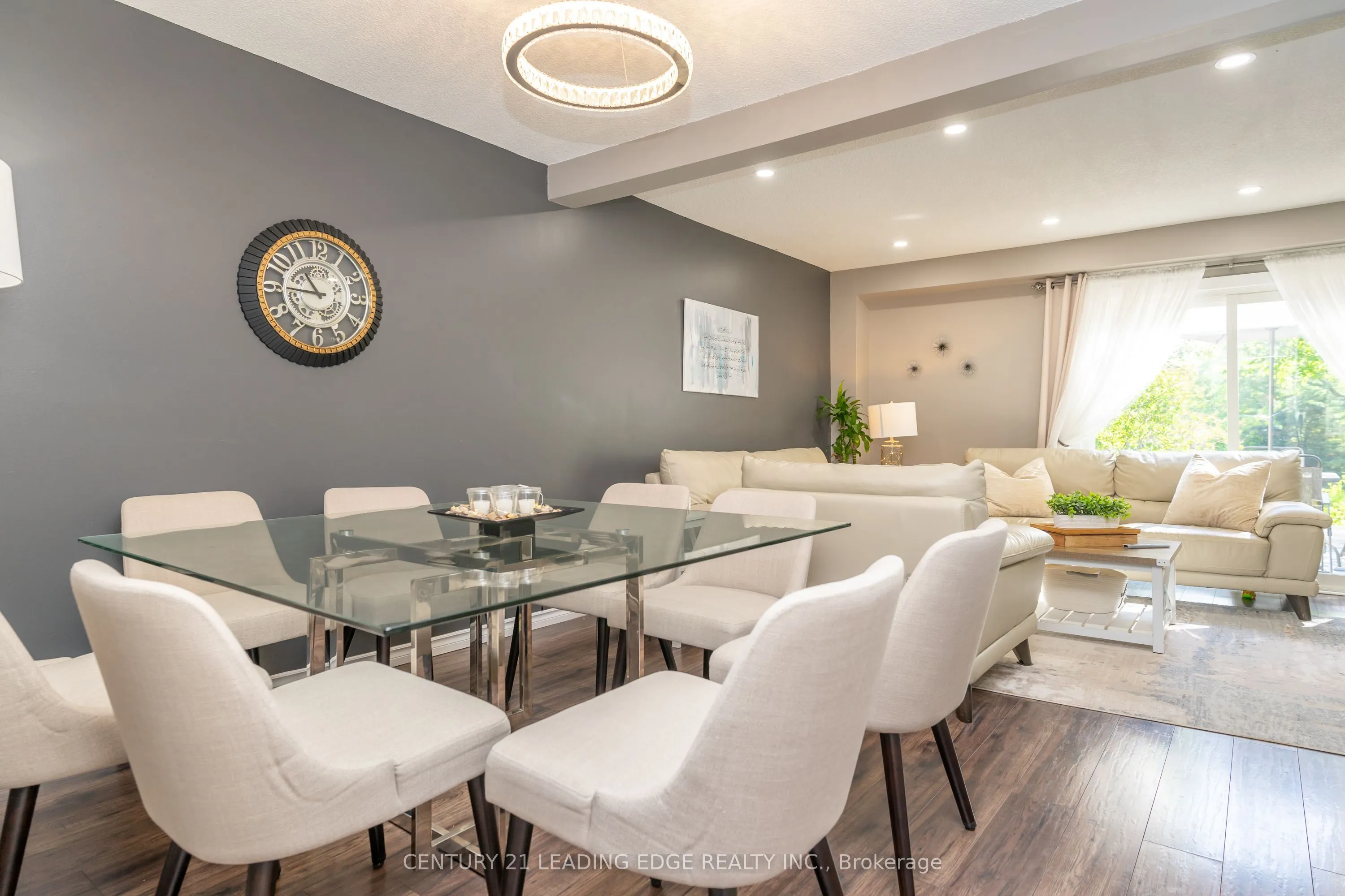 505 Lancelot Crescent