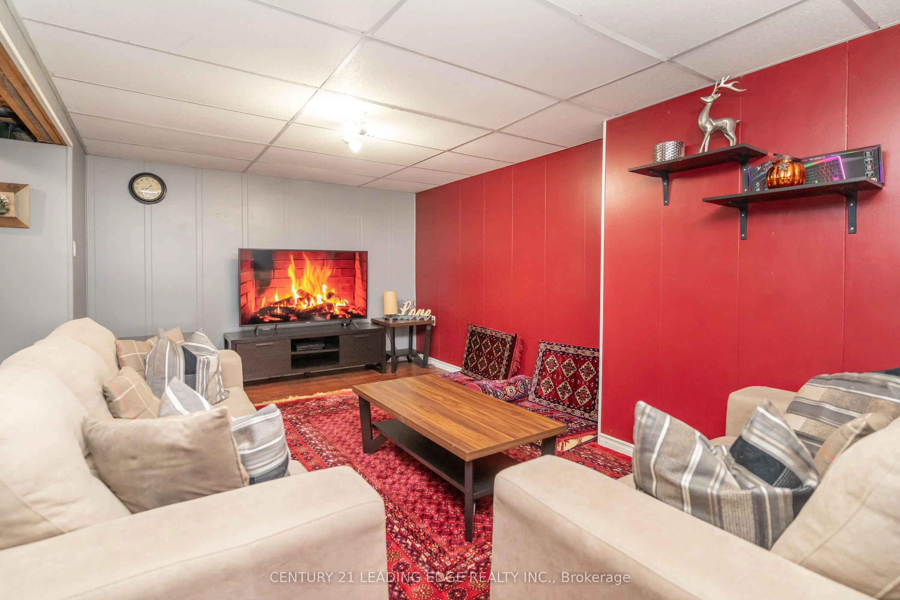 505 Lancelot Crescent