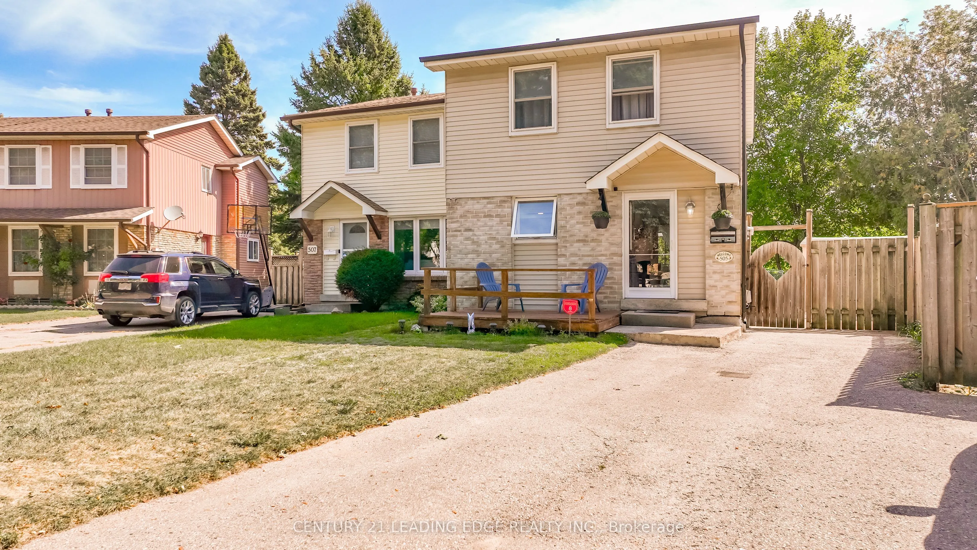 505 Lancelot Crescent