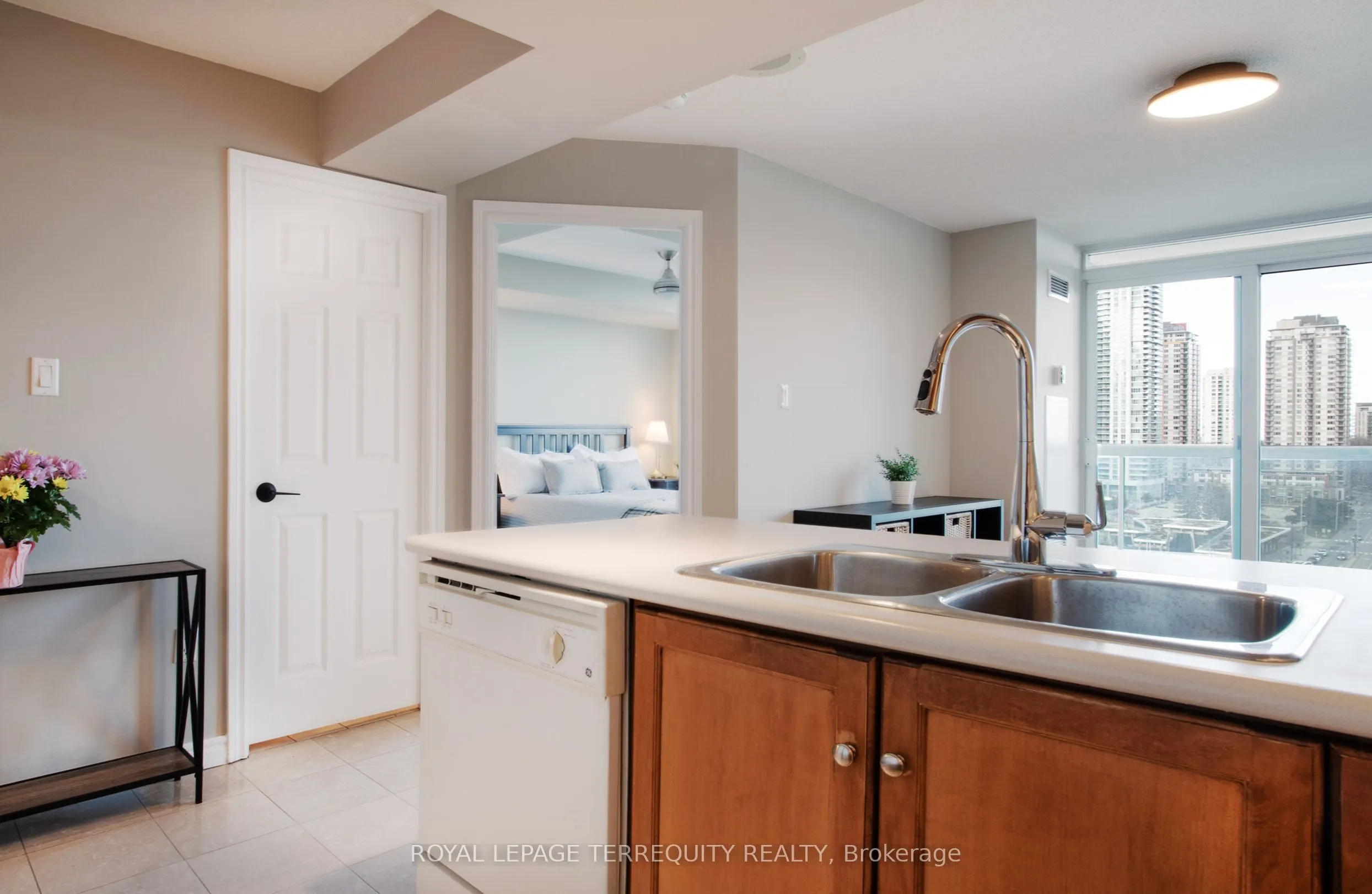 125 Omni Drive, #1232