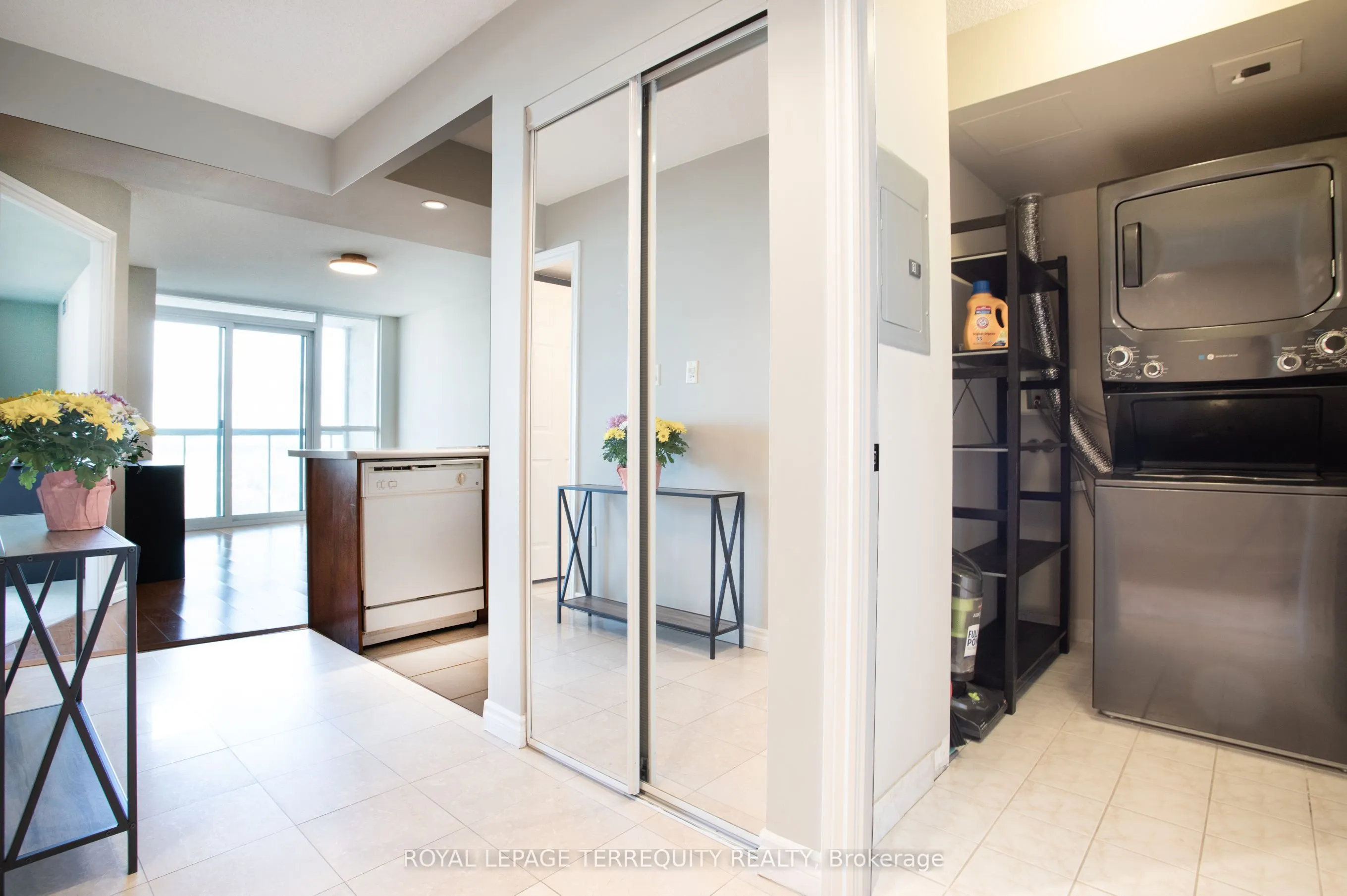 125 Omni Drive, #1232