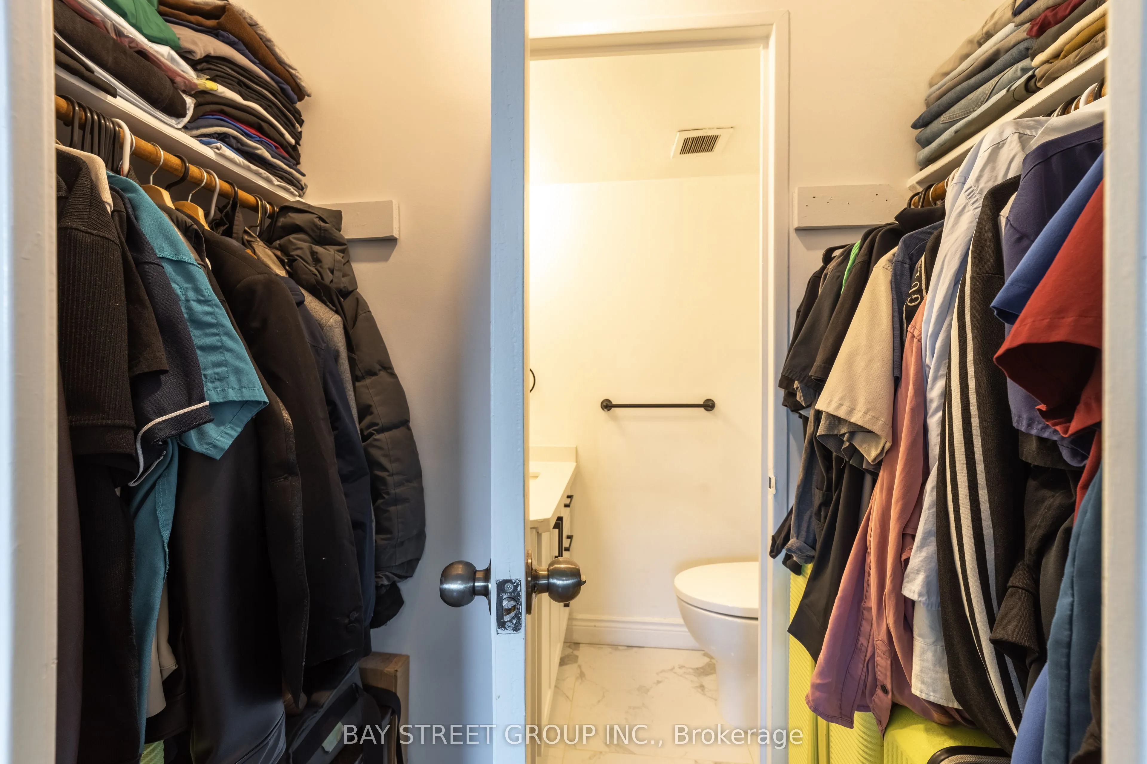 980 Broadview Avenue, #403