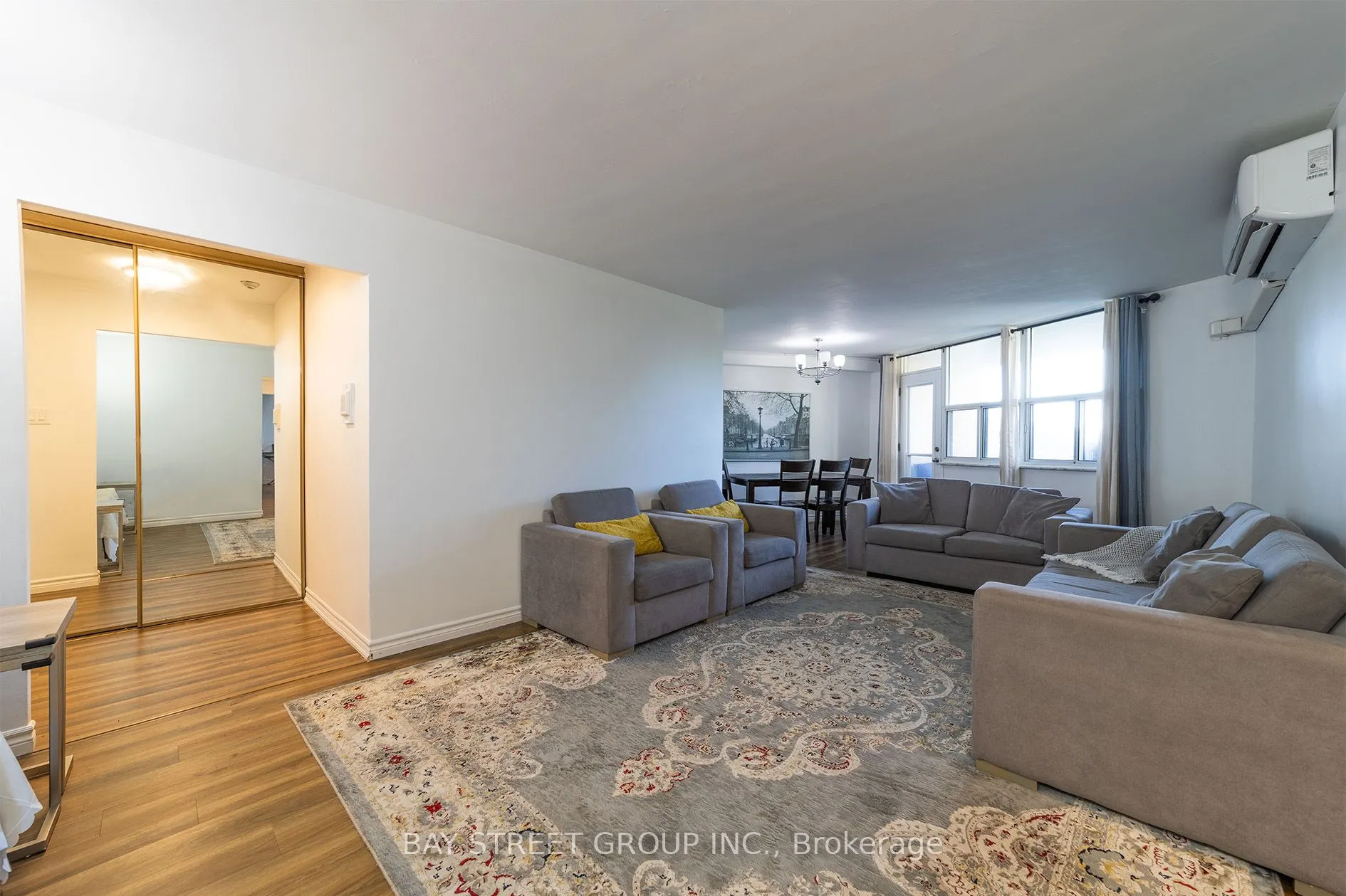 980 Broadview Avenue, #403