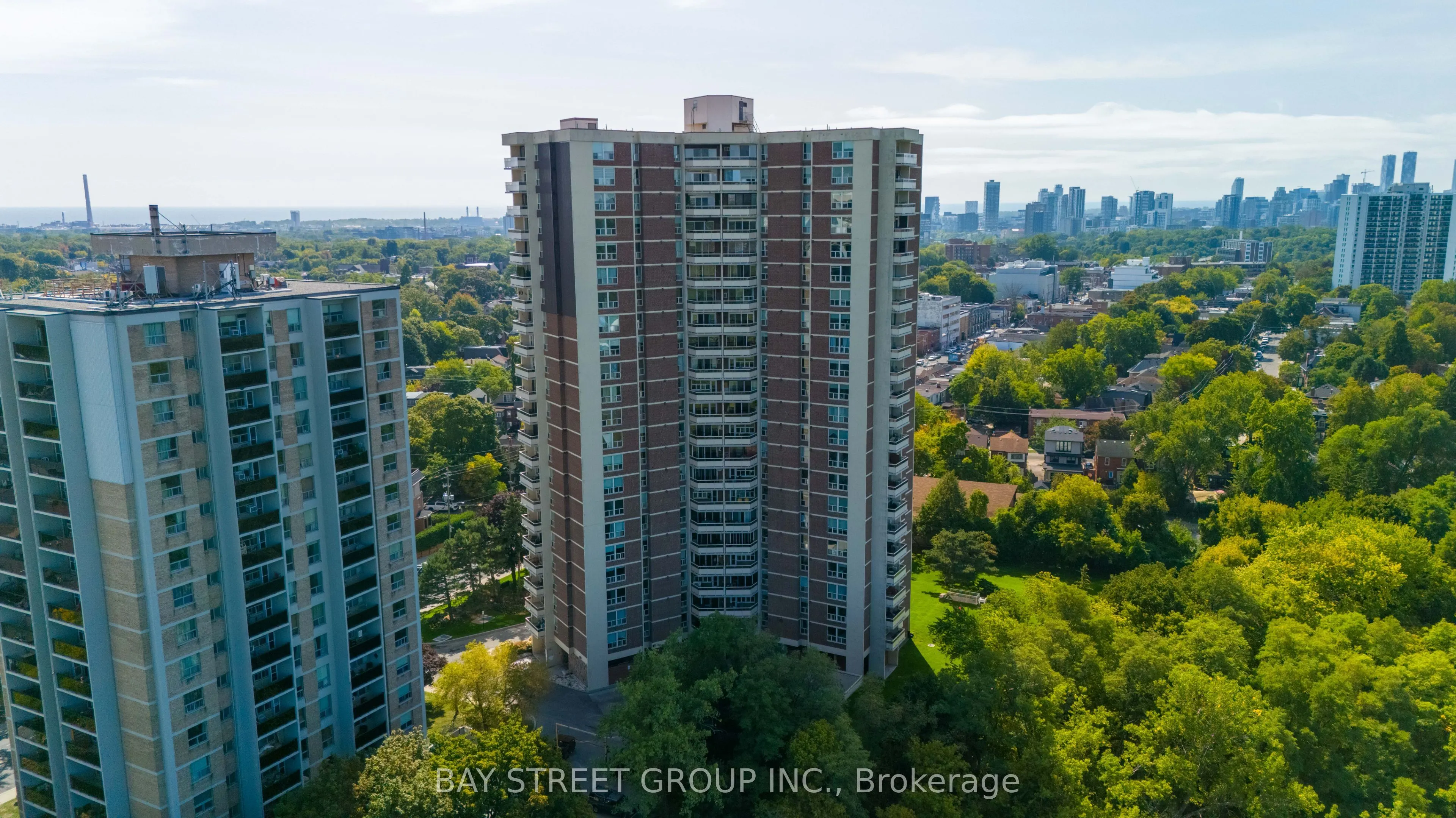 980 Broadview Avenue, #403