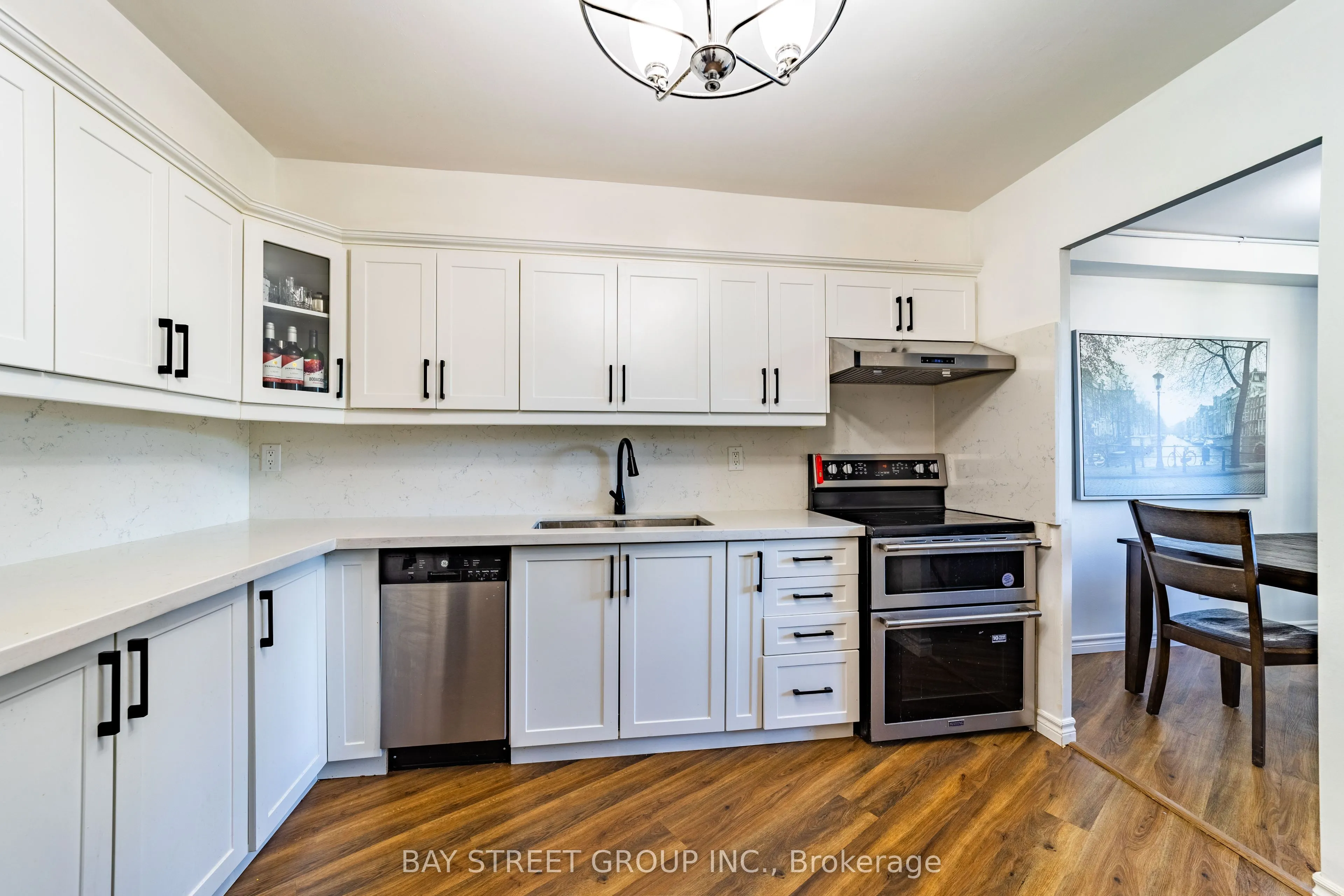 980 Broadview Avenue, #403
