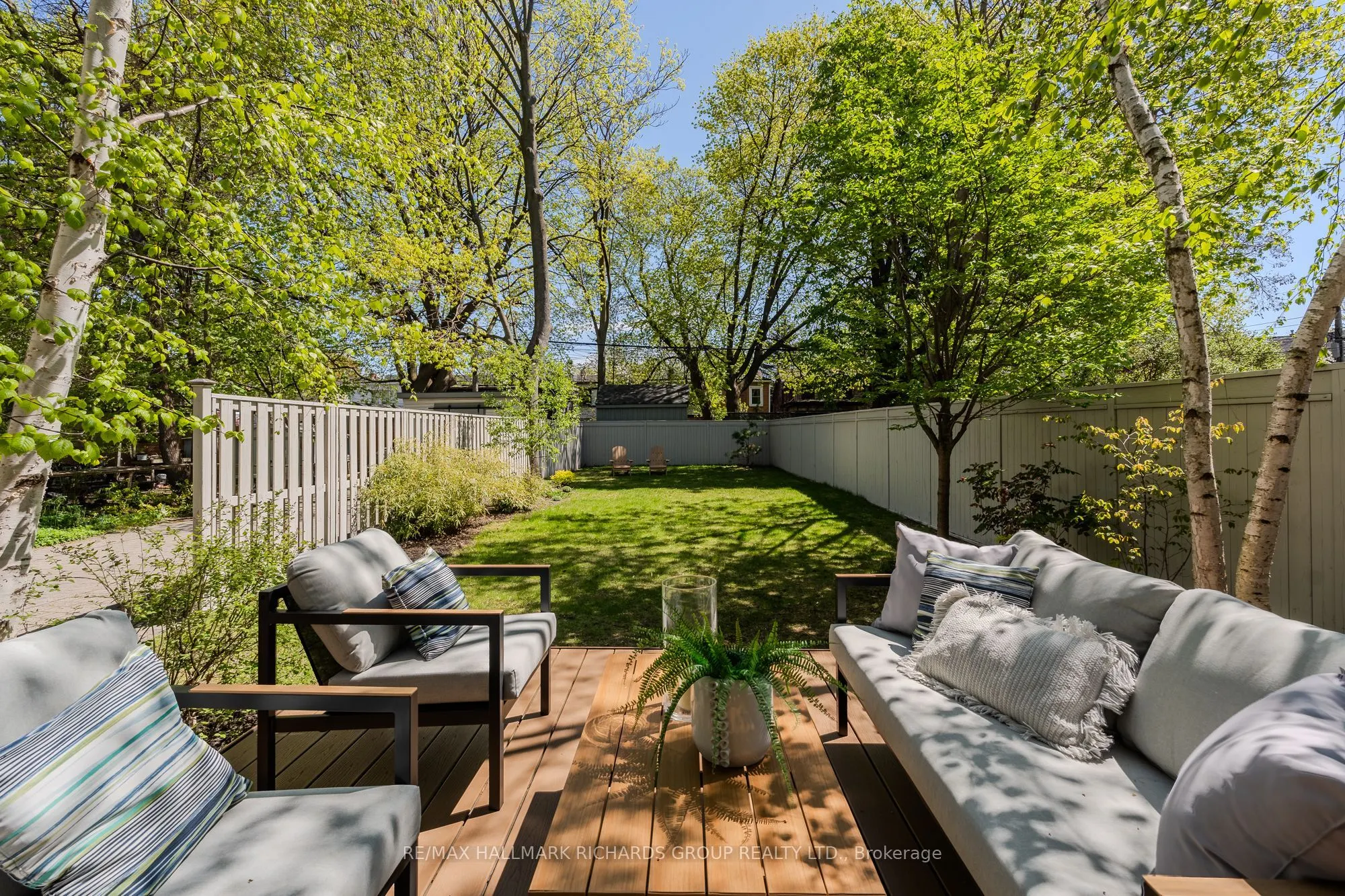 389 Woodbine Avenue