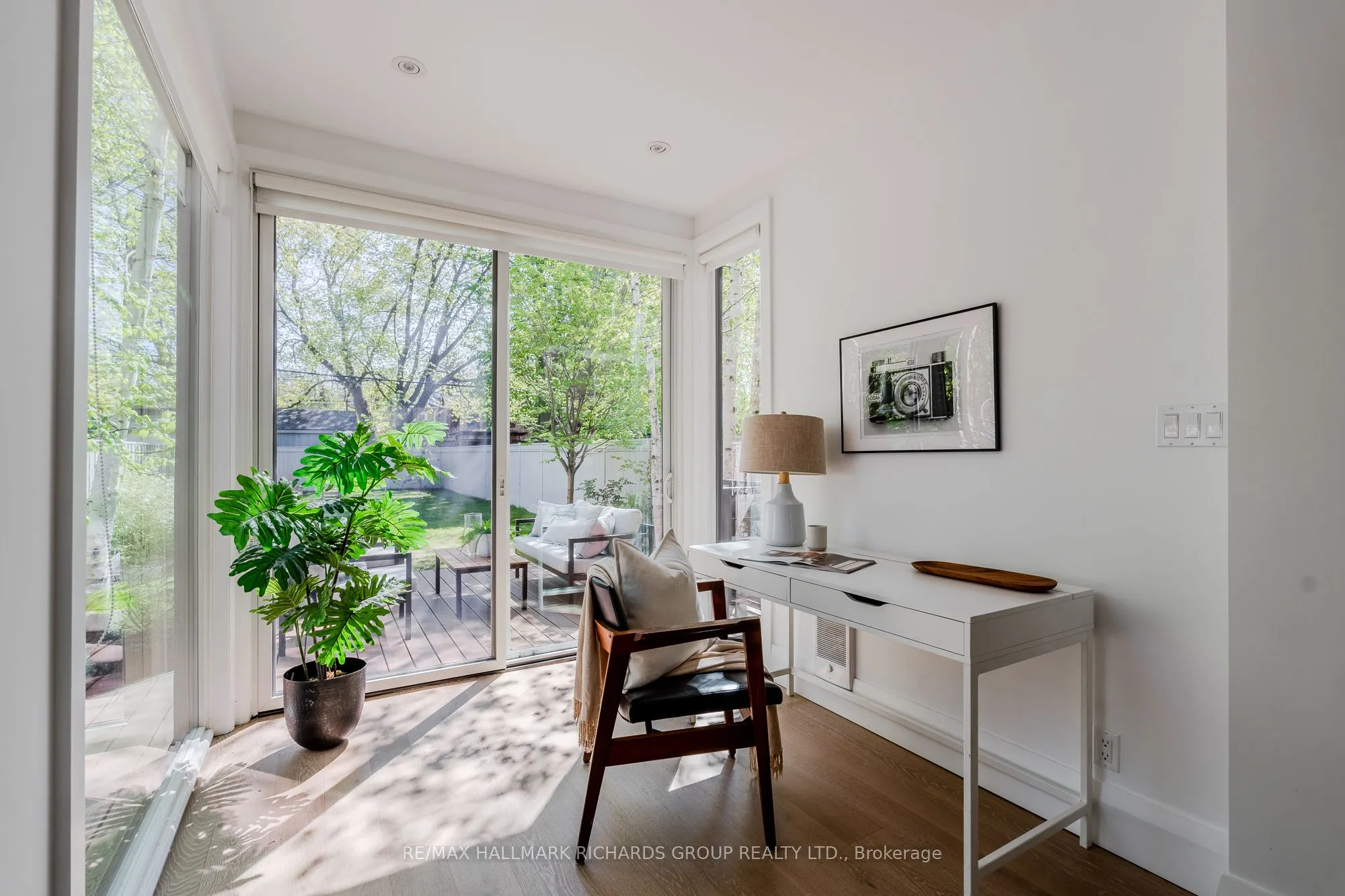 389 Woodbine Avenue