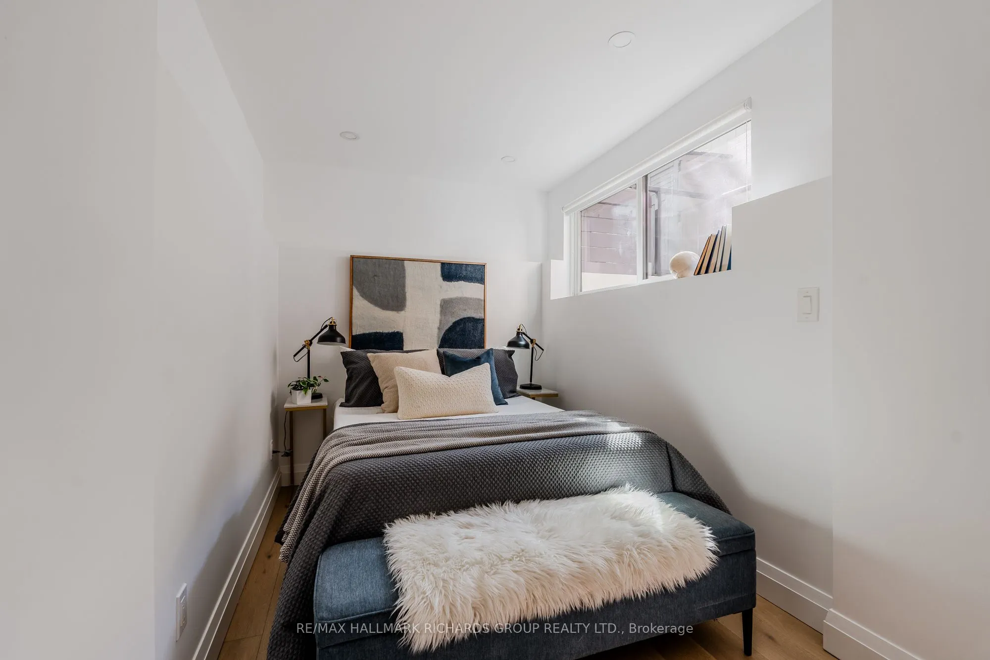 389 Woodbine Avenue