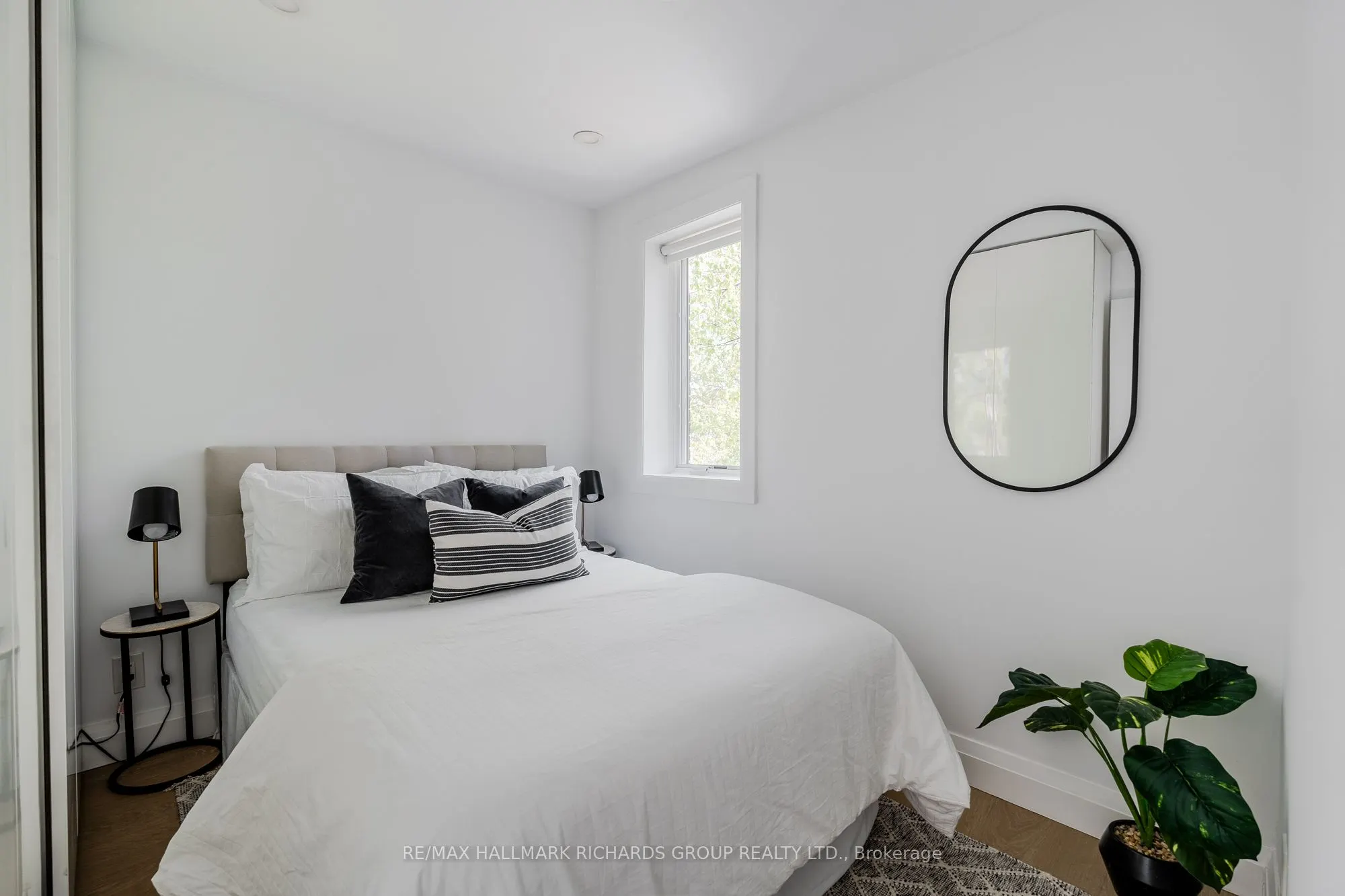 389 Woodbine Avenue