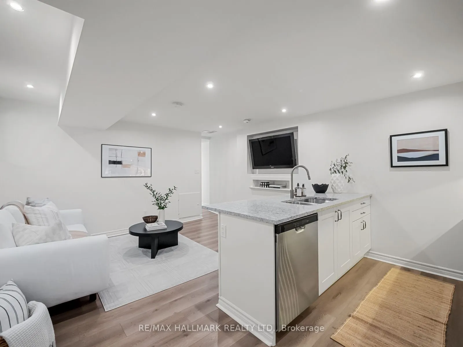 76 Boultbee Avenue