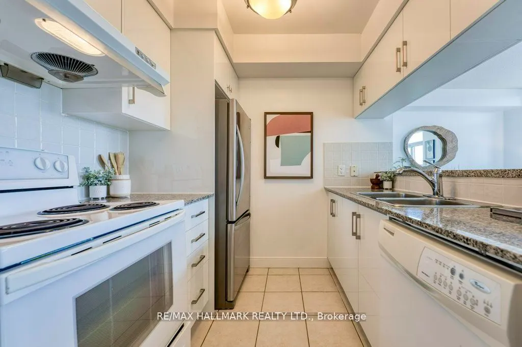238 Bonis Avenue, #1123