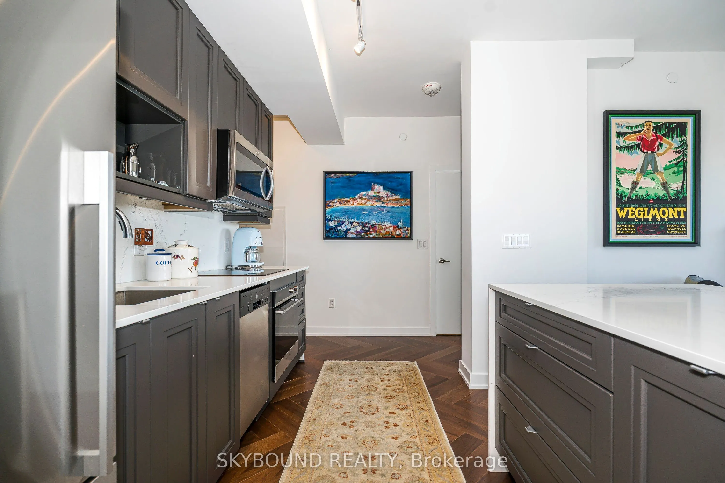 630 Greenwood Avenue, ## 703