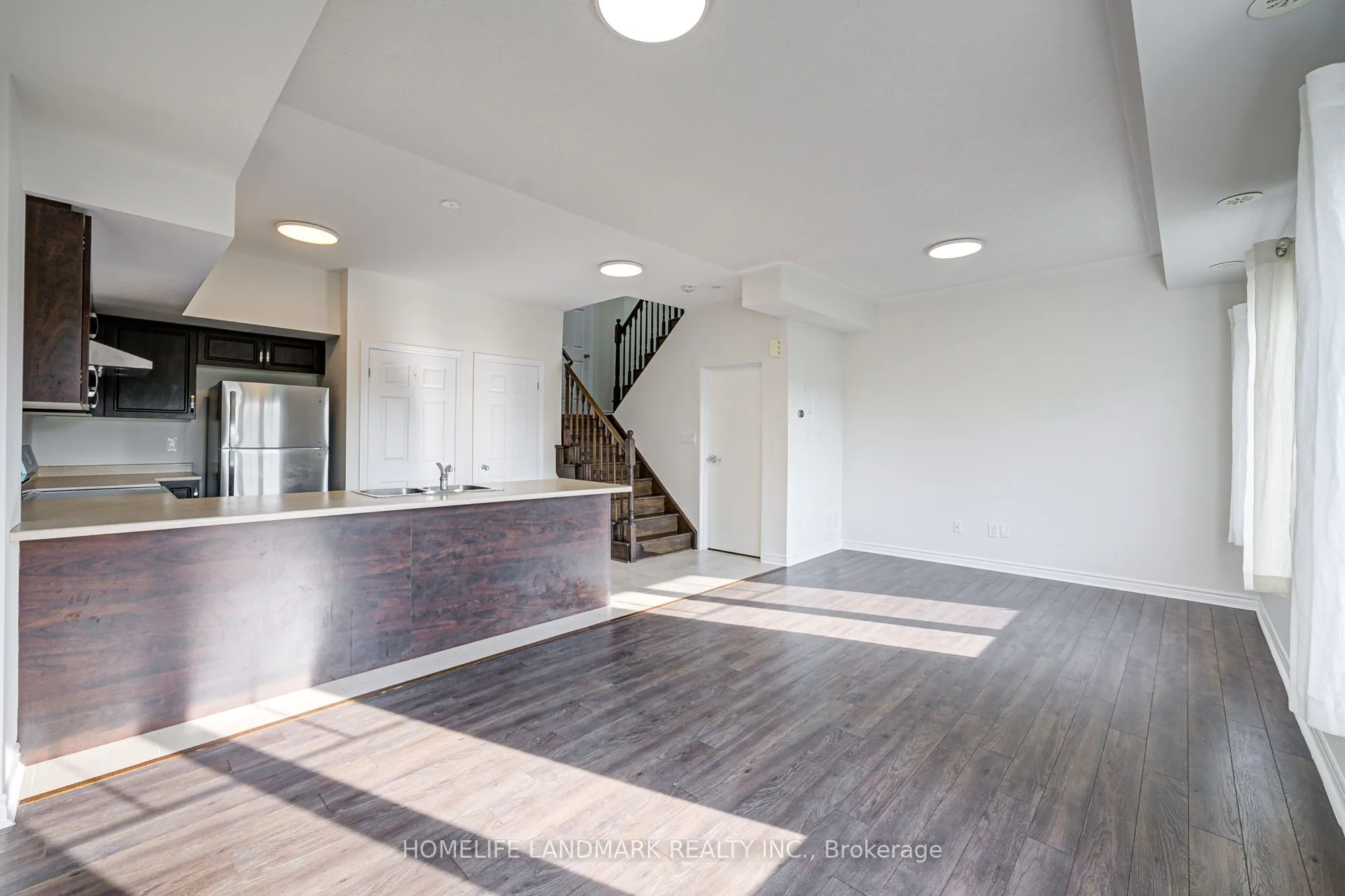 9 Eaton Park Lane, #8