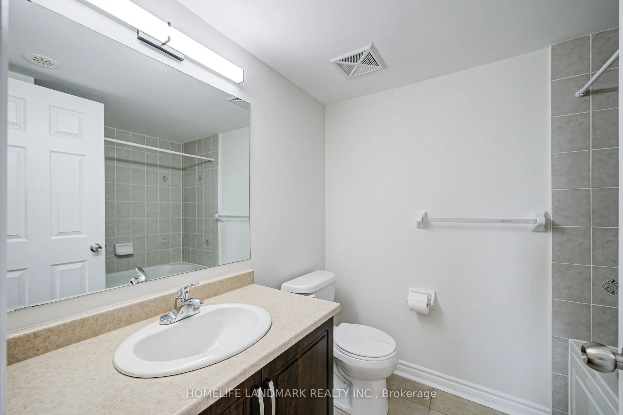 9 Eaton Park Lane, #8
