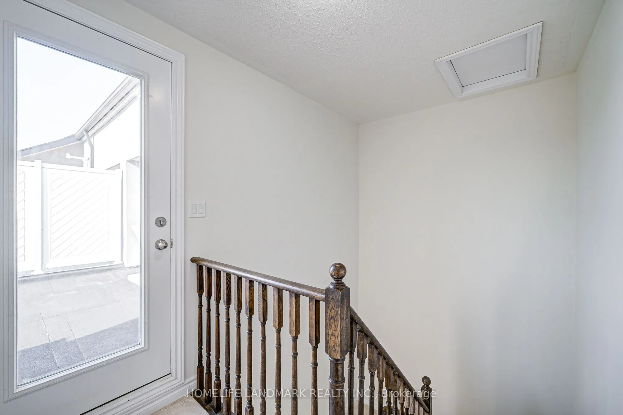 9 Eaton Park Lane, #8