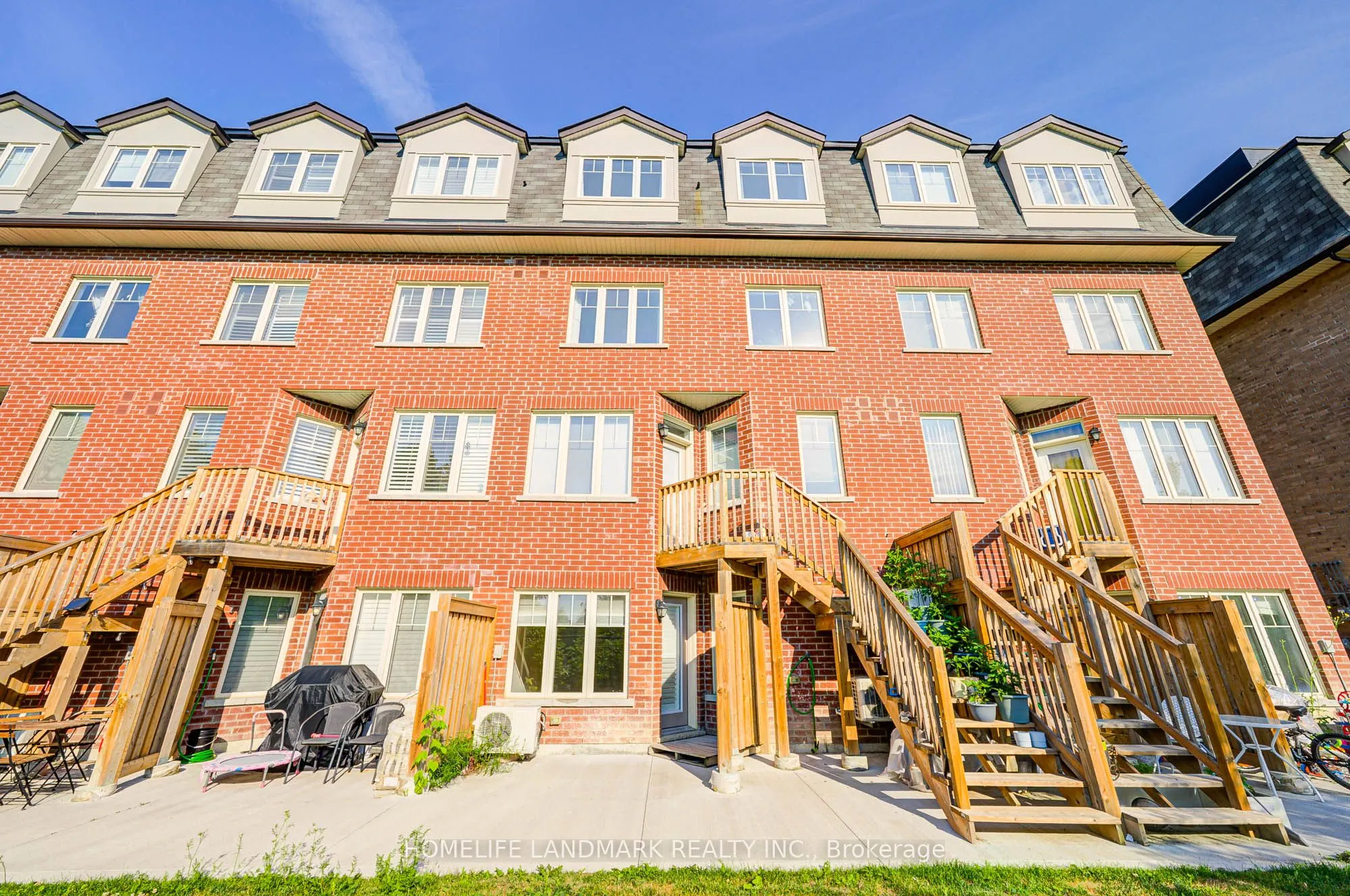 9 Eaton Park Lane, #8